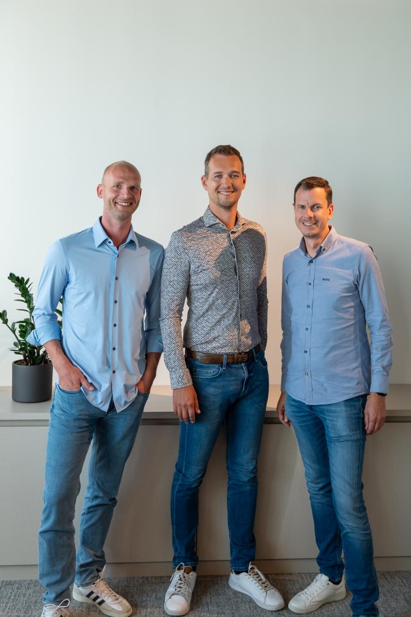 brightanalytics-stijgt-in-main-software-50-ranking