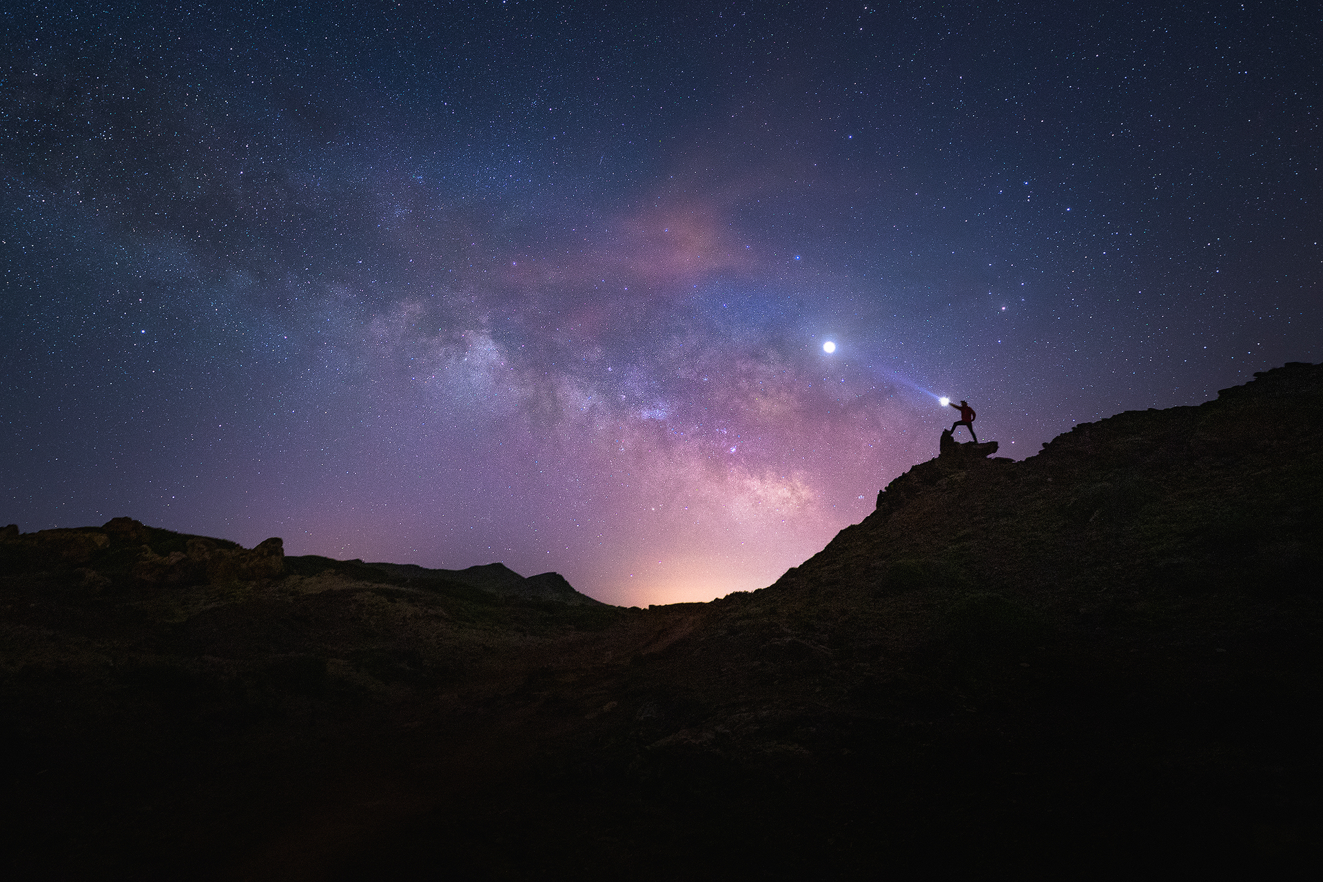 albert-shows-the-way-to-jupiter