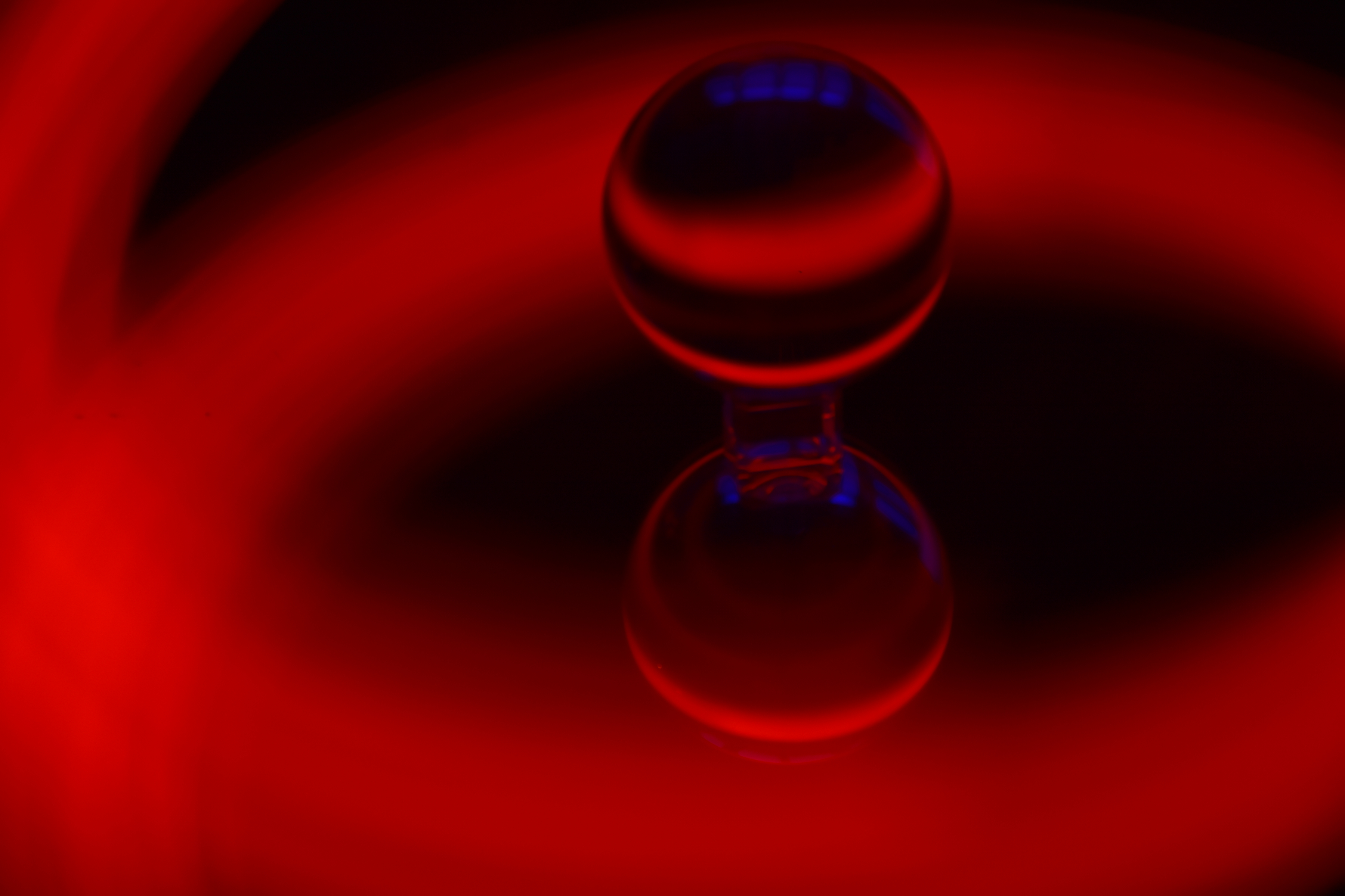 red-glass-ball
