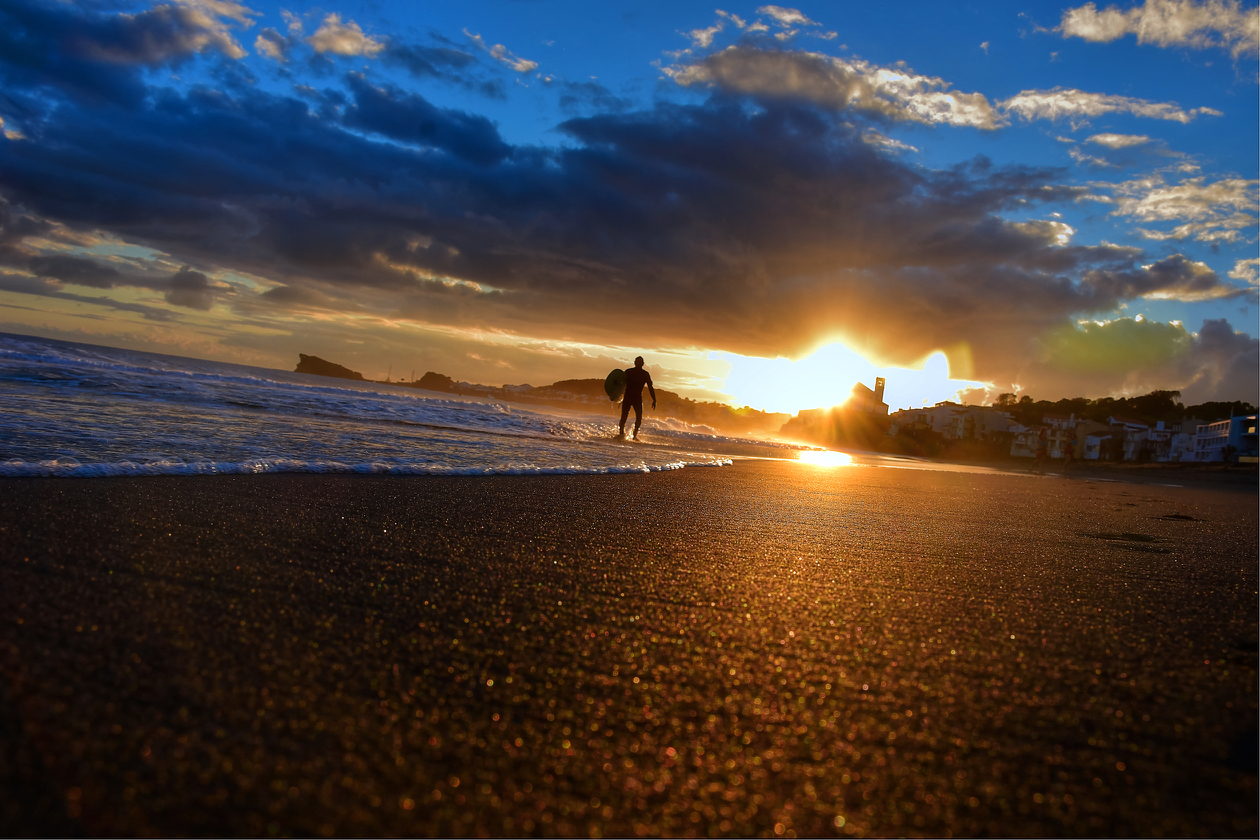surfer-sunset