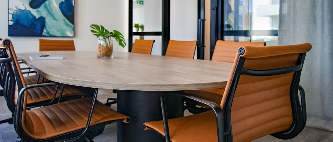 maak-indruk-met-een-moderne-kantoorinrichting