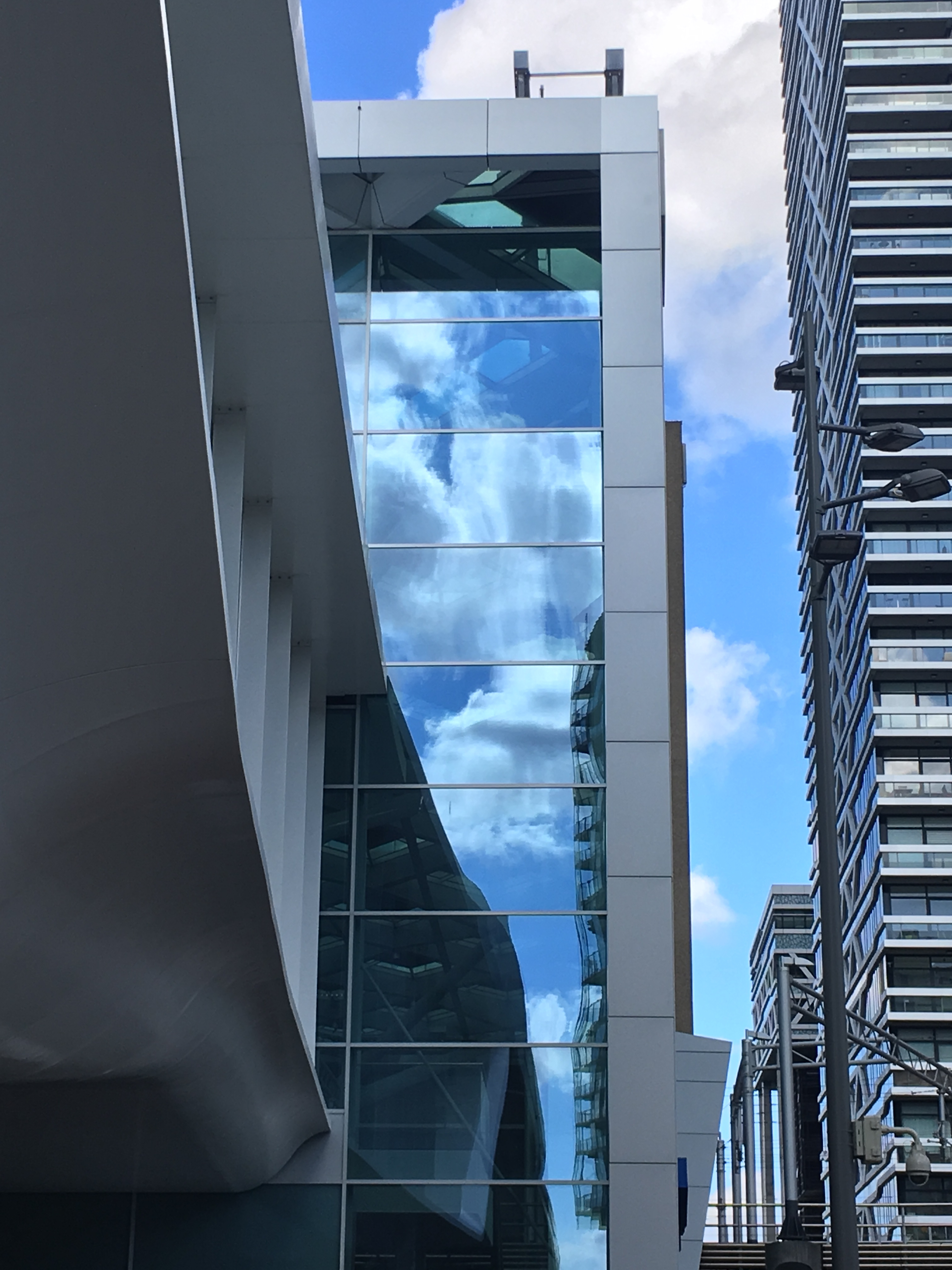 het-achterste-van-het-centraal-station-den-haag