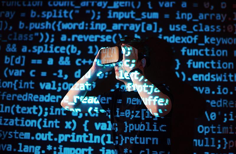 the-no-code-revolution-empowering-managers-to-build-their-own-tools