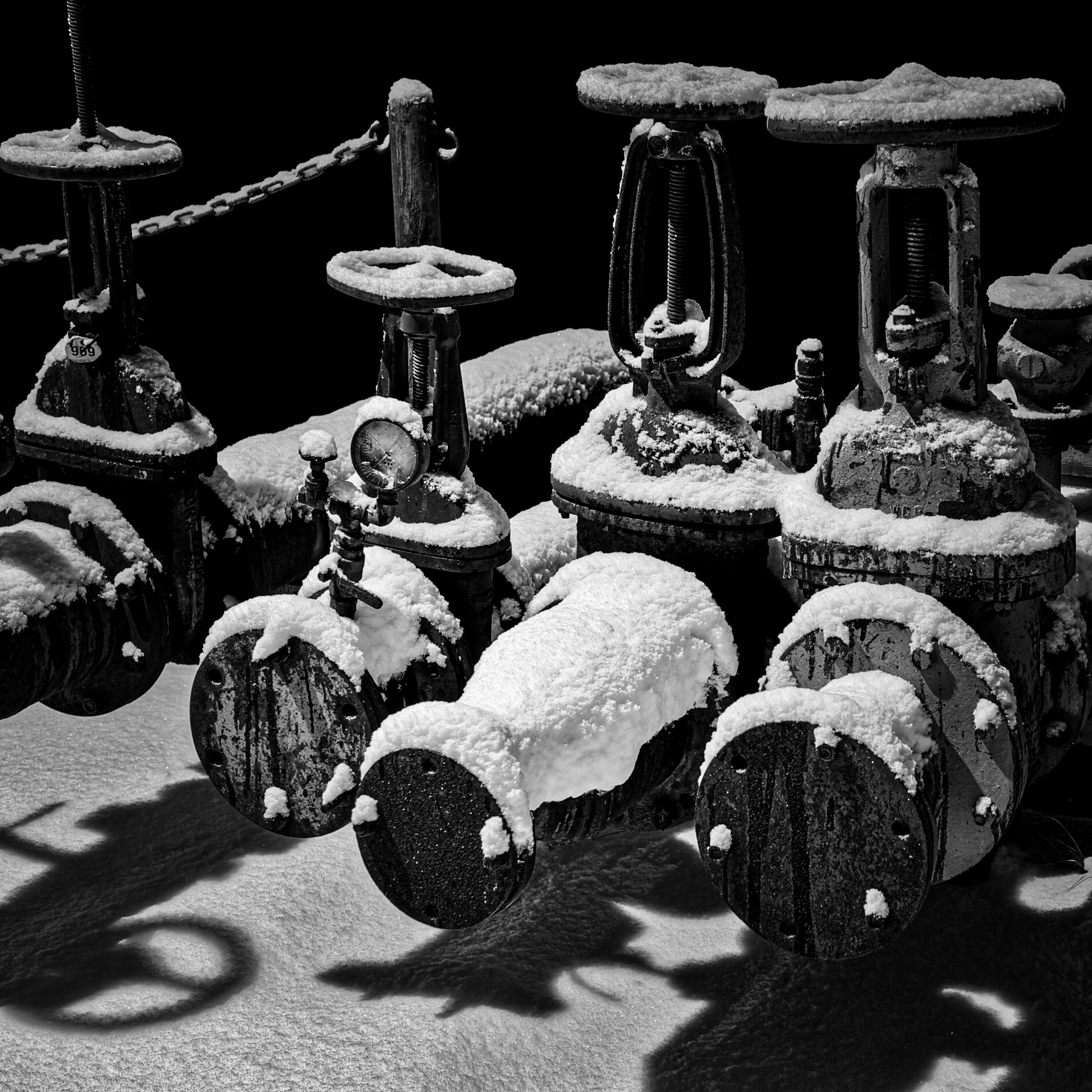 1ste-petroleum-site-antwerpen-abandoned-0