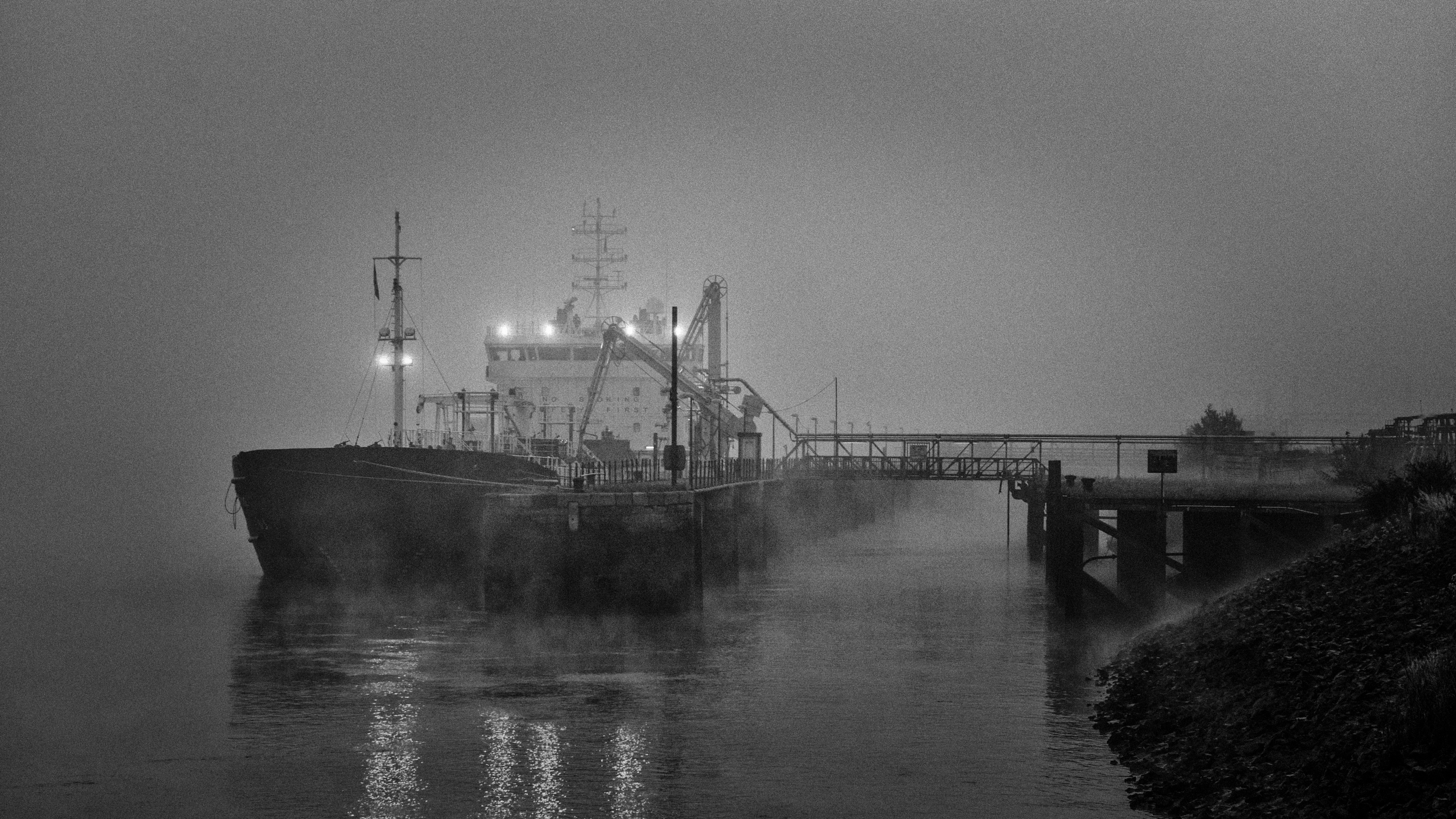 tanker-1ste-petroleum-site-antwerpen