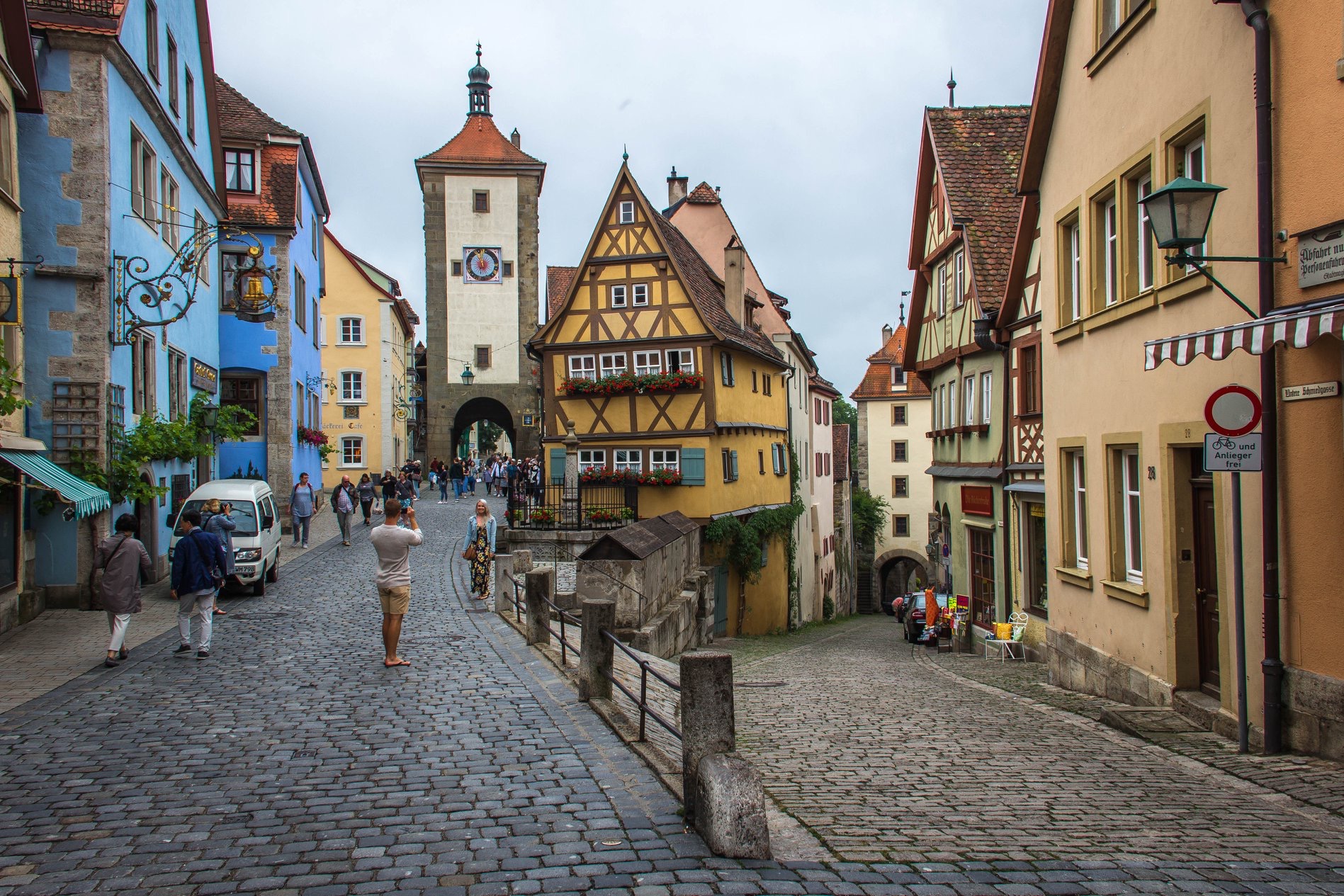 kleurrijk-rothenburg-ob-den-tauber
