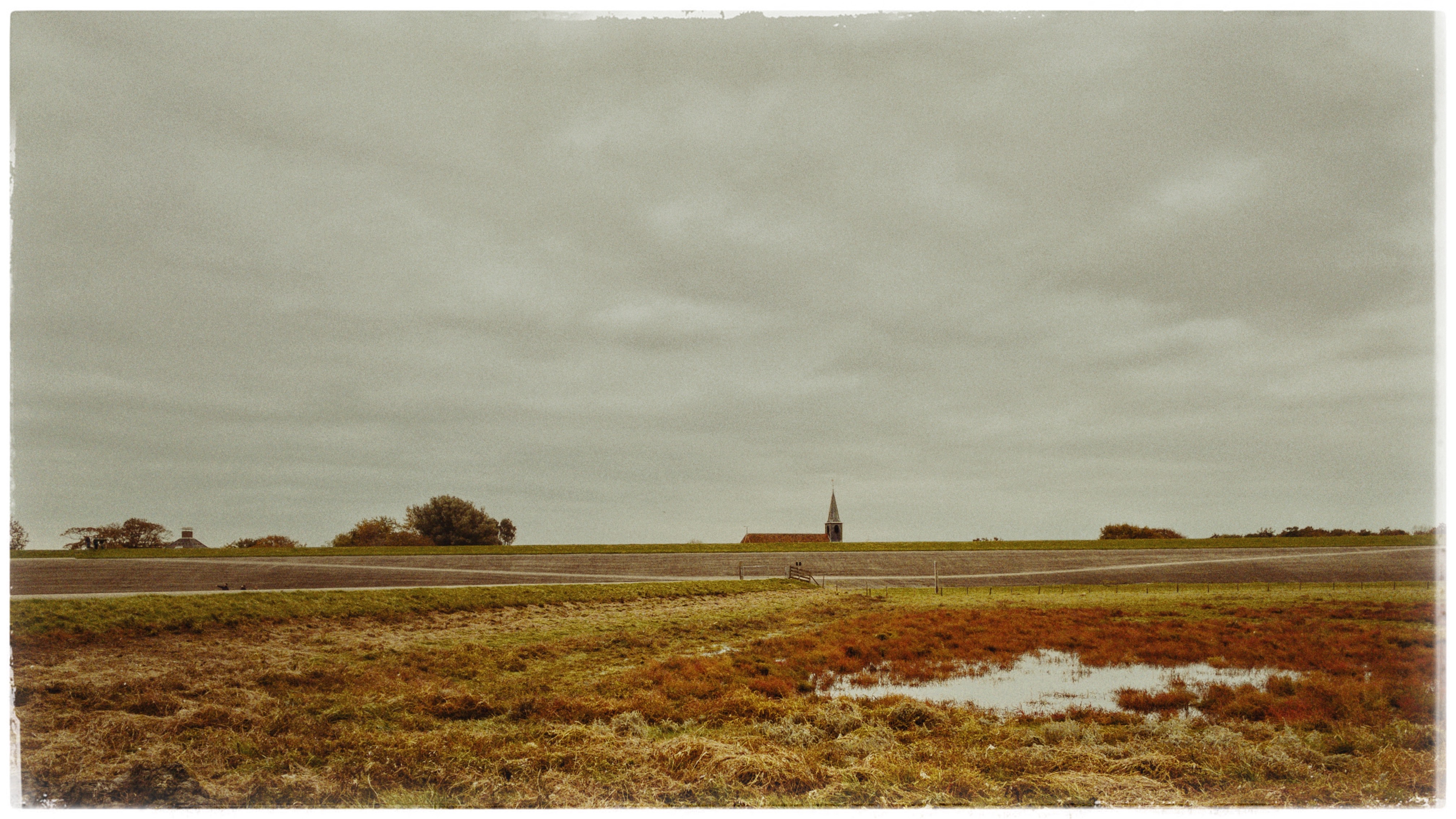 het-wad-bij-paezons-friesland