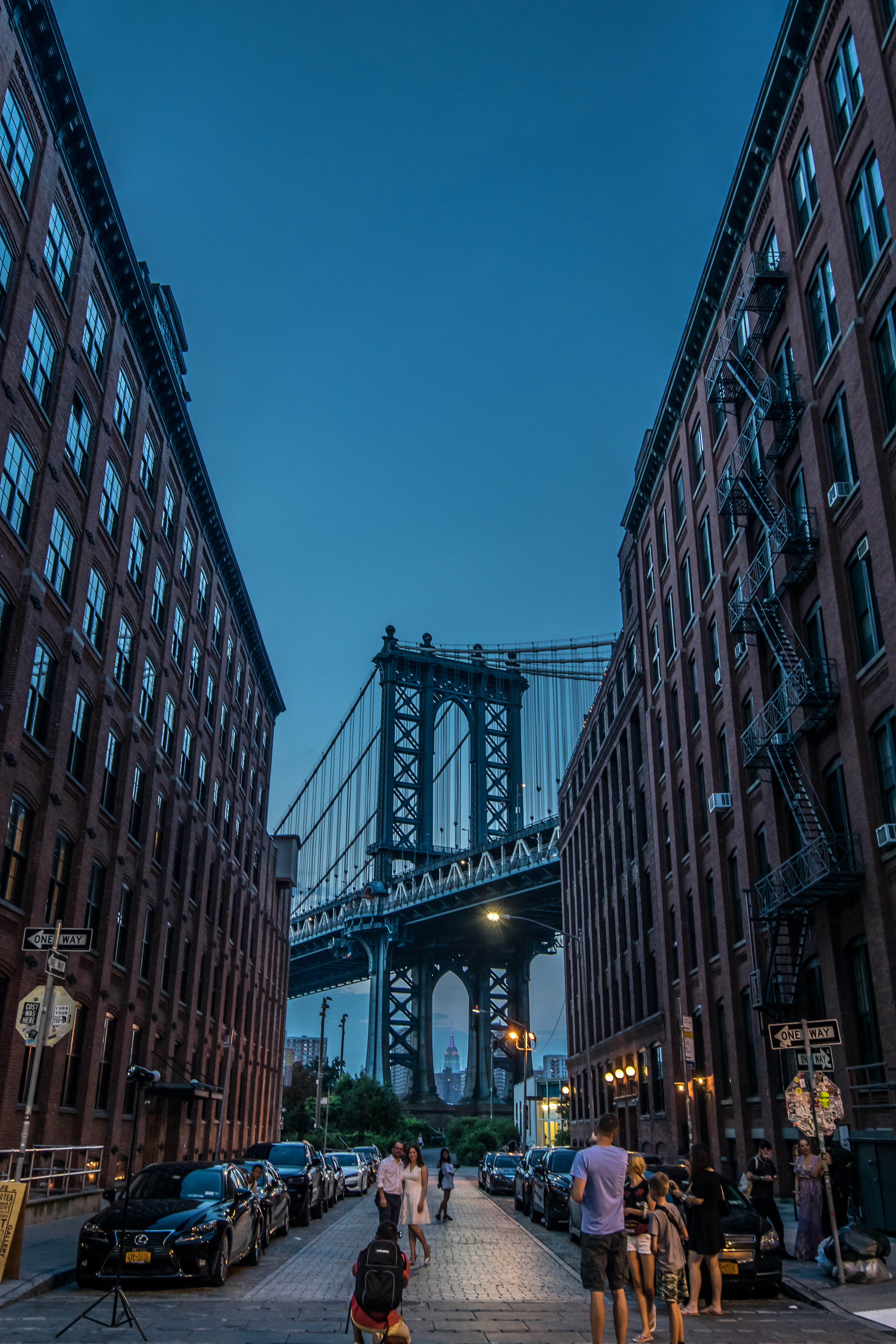 manhattan-bridge-bij-avond