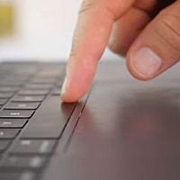 simpel-stof-noodlottig-voor-toetsenbord-peperduur-macbook