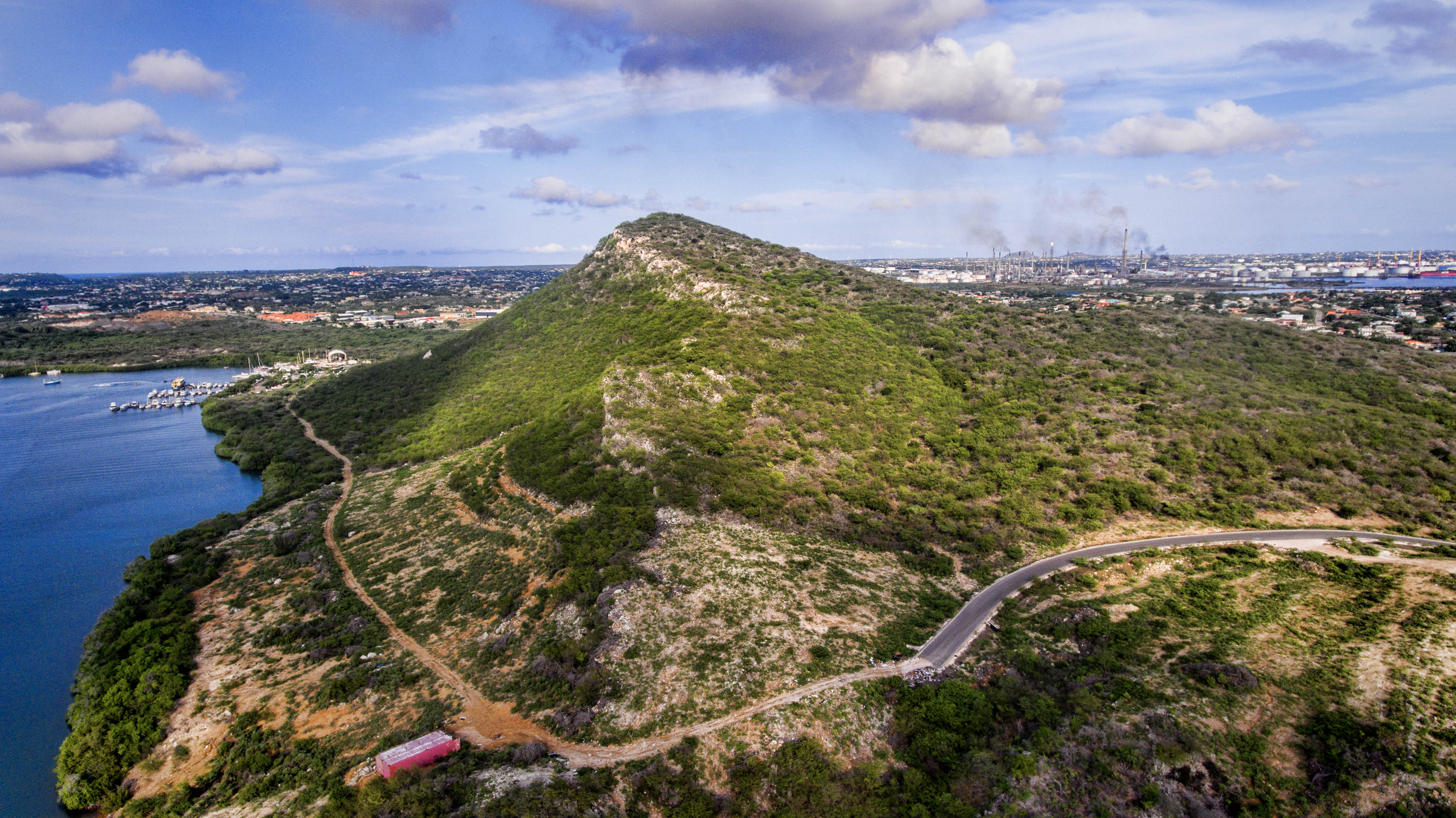 high-mountains-on-a-small-island