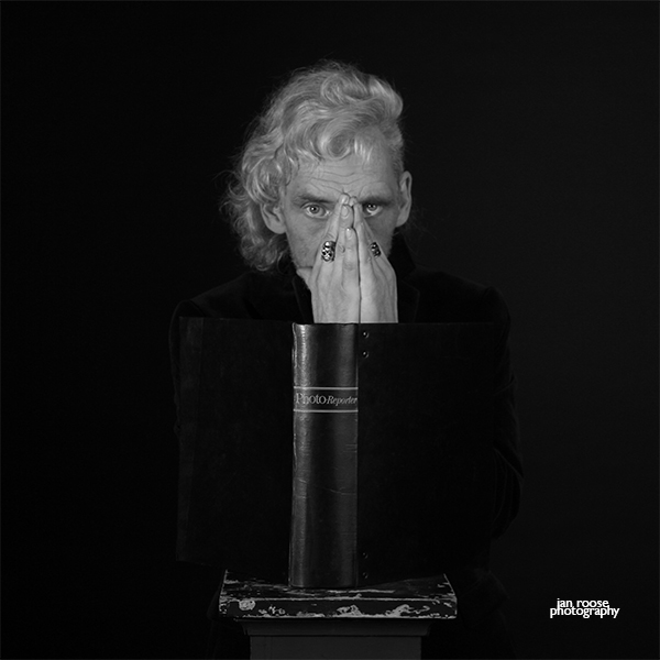 vincent-performing-artist