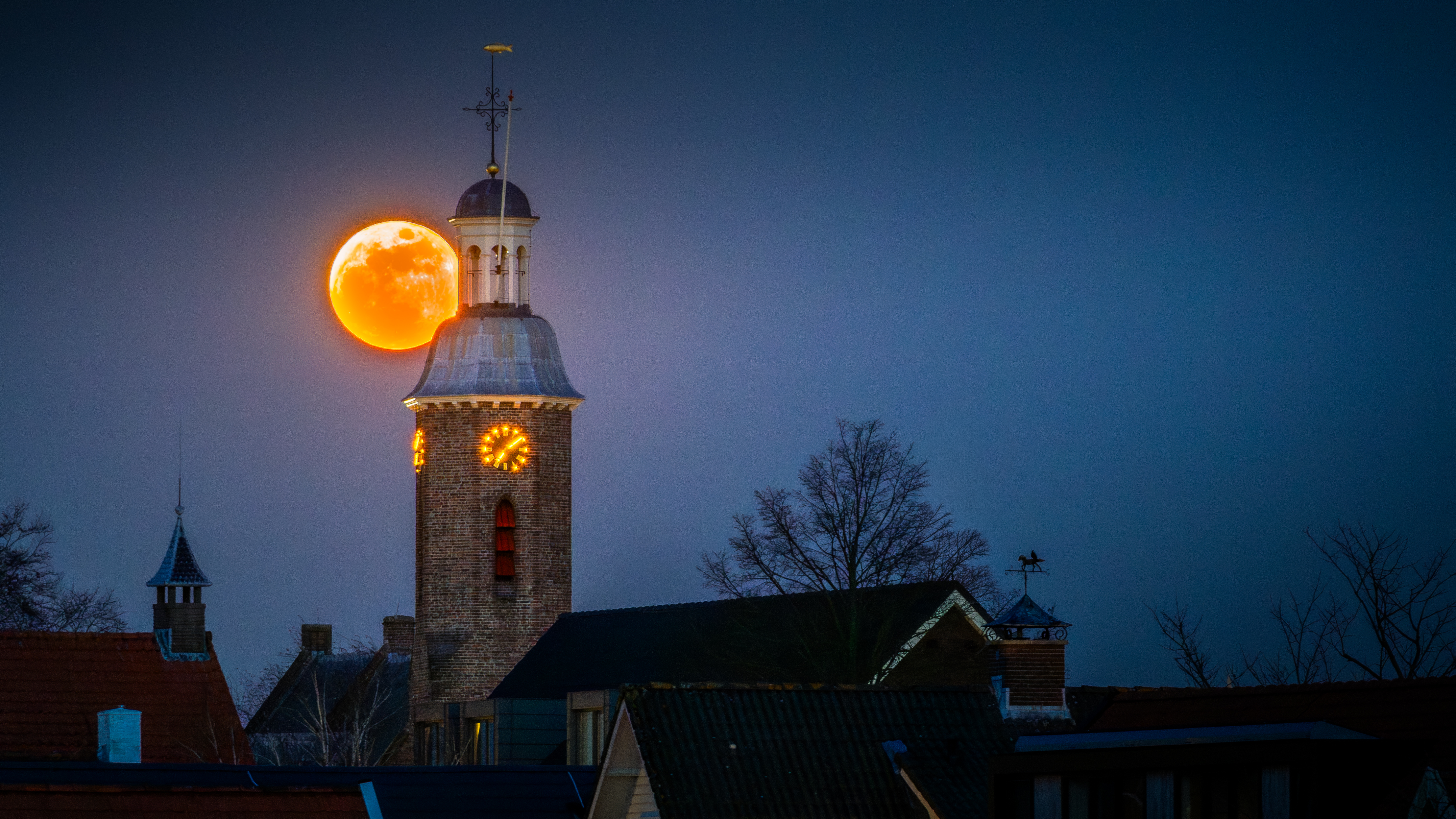 de-bloedmaan