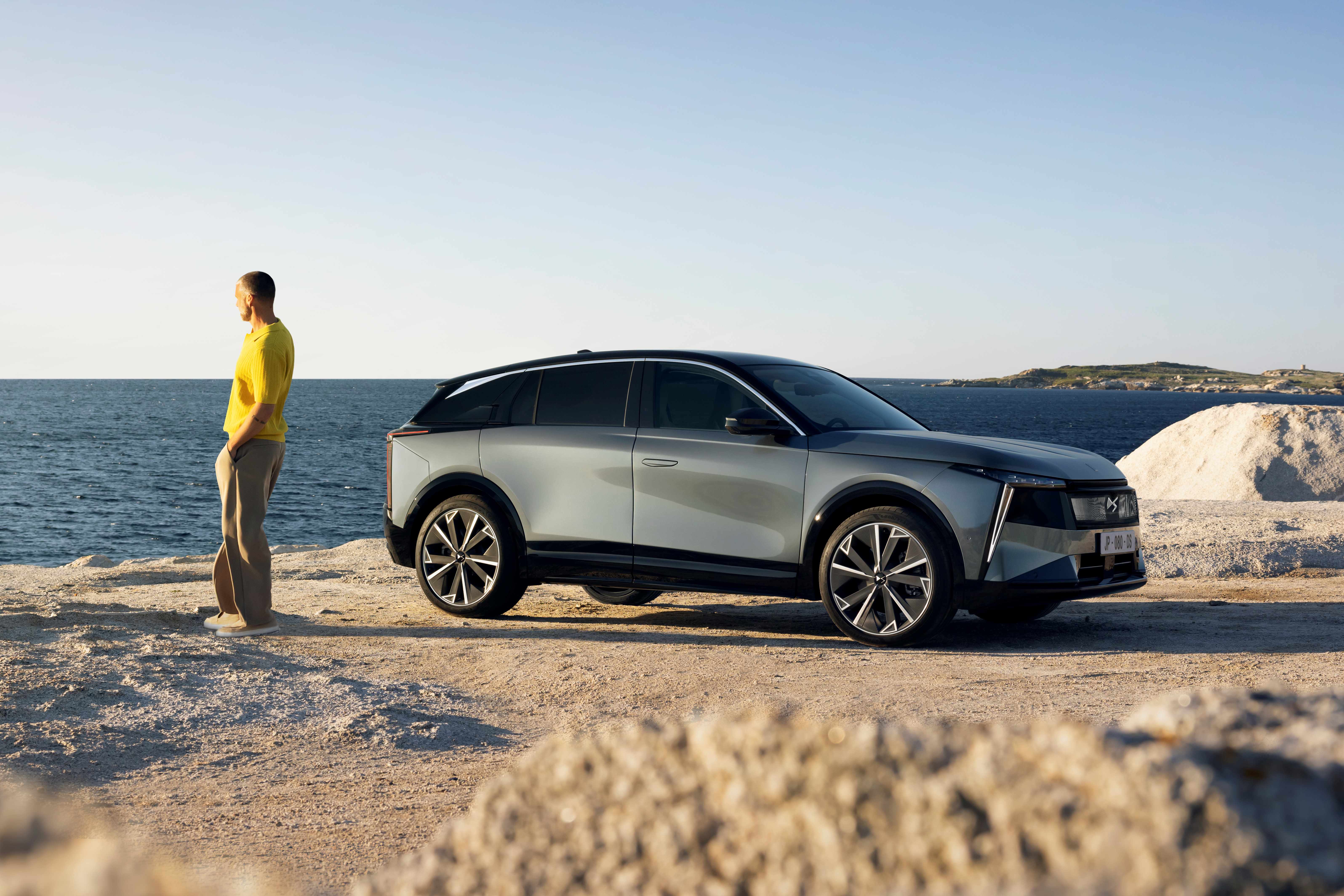ds-ndeg7-elektrische-suv-voor-zakelijke-rijders