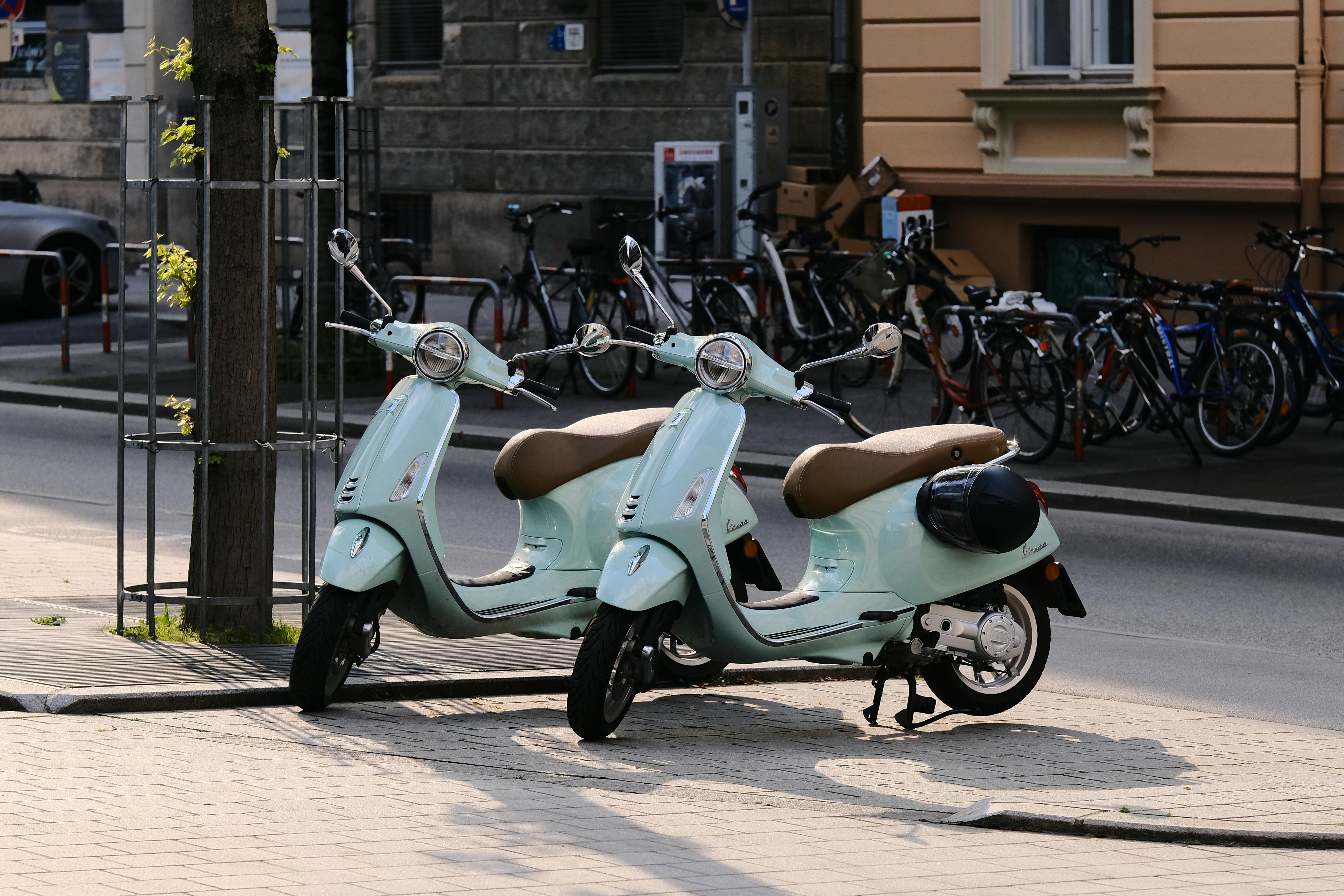 waarom-steeds-meer-ondernemers-op-een-scooter-stappen-in-de-stad