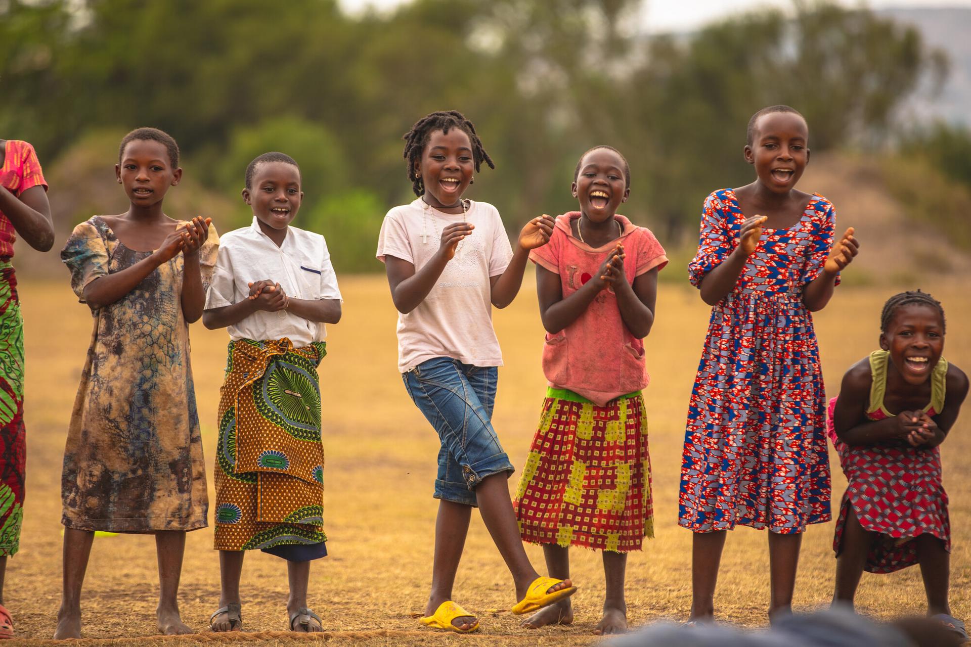 war-child-en-noa-collective-lanceren-peace-of-business