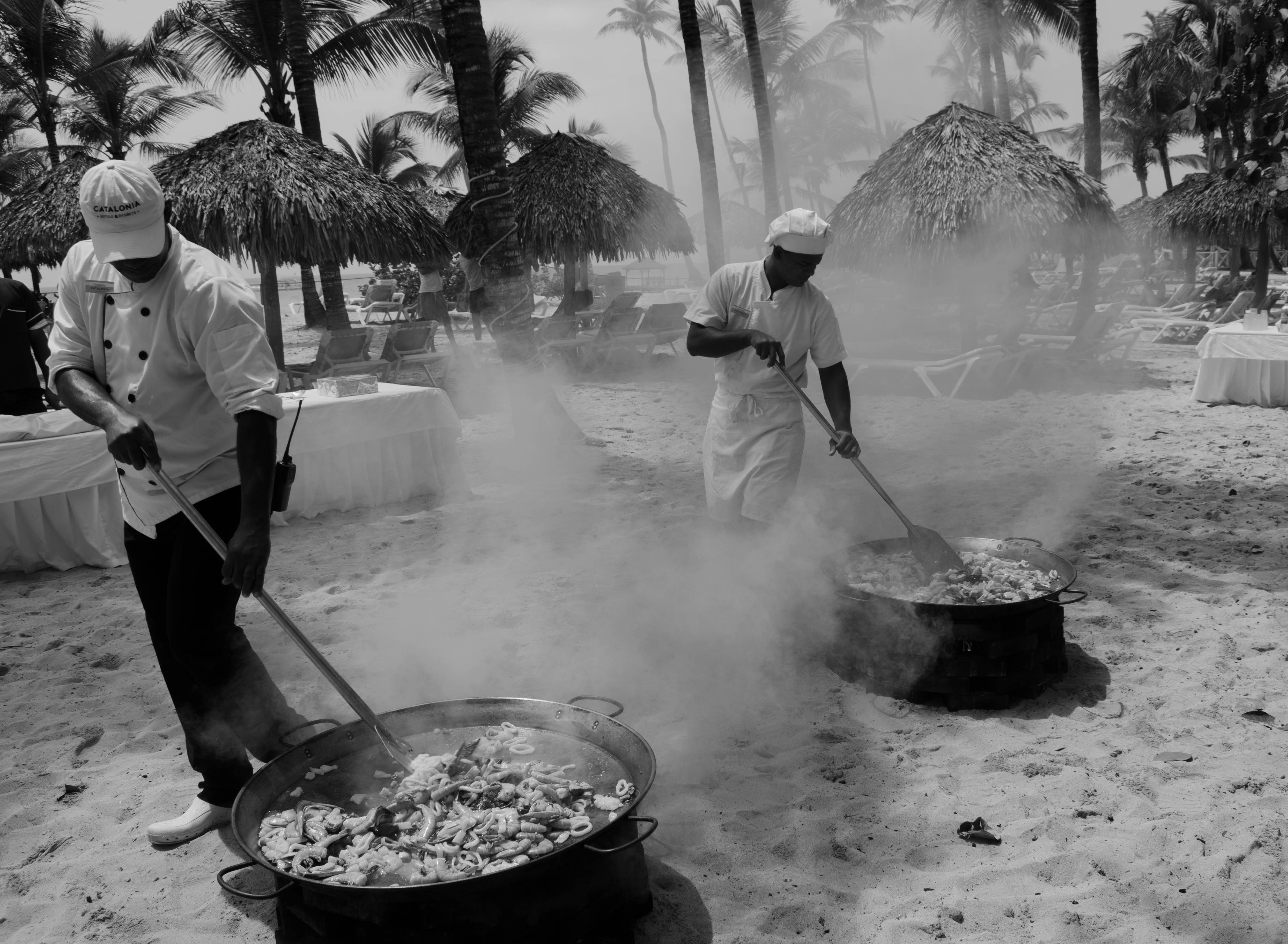 paella-cooking-dominicaanse-republiek