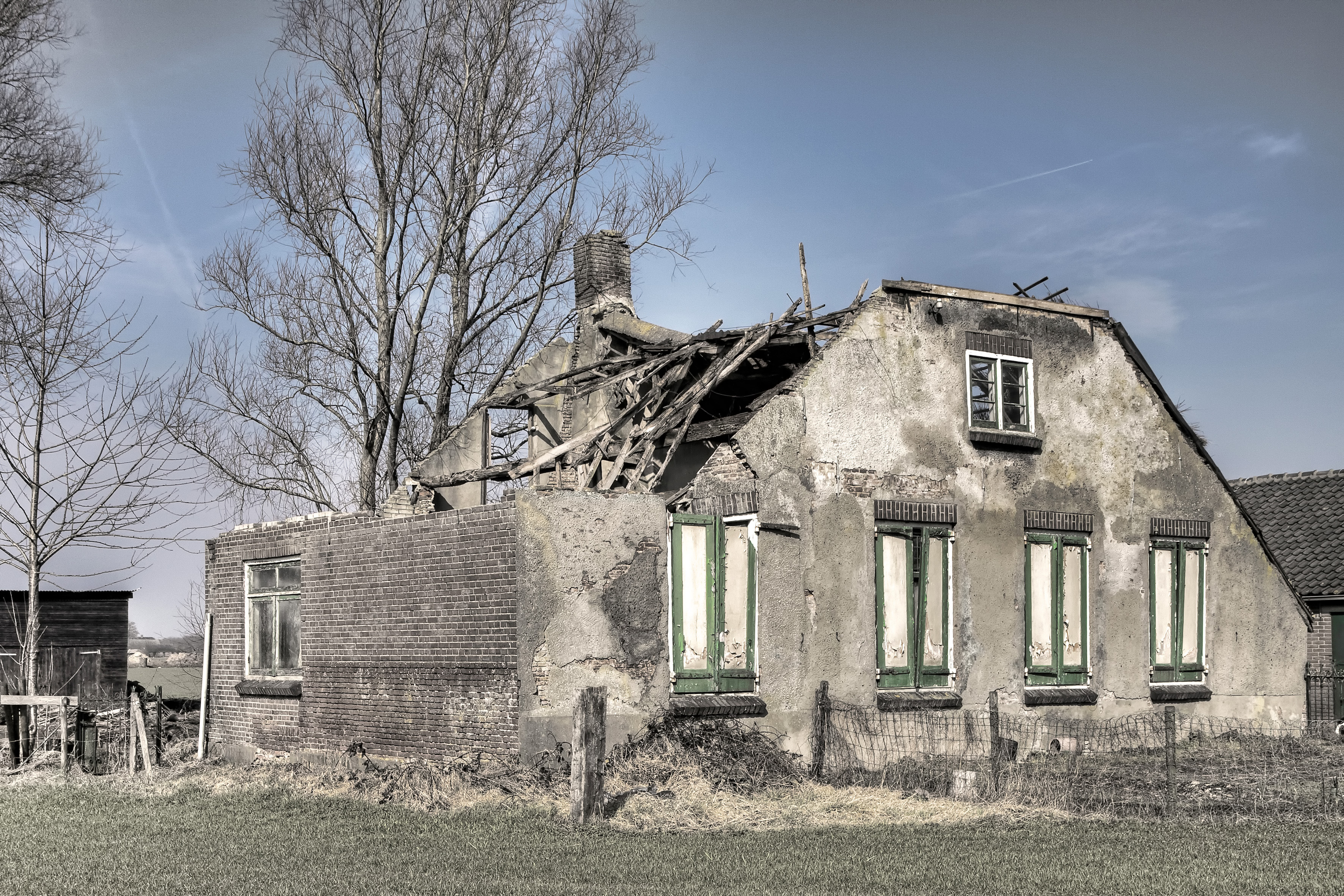 vervallen-boerderij