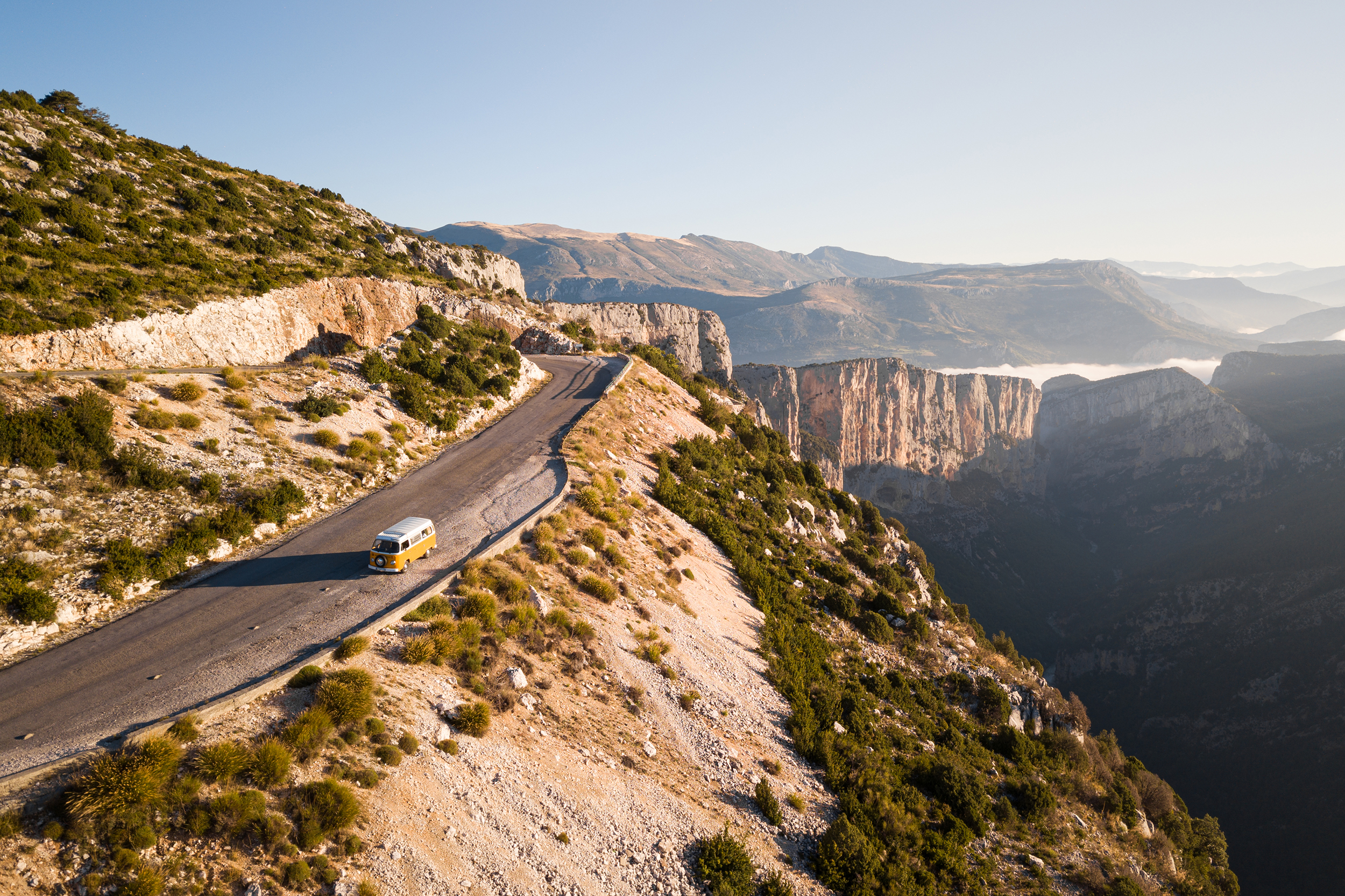 op-avontuur-met-een-vw-t2-camper