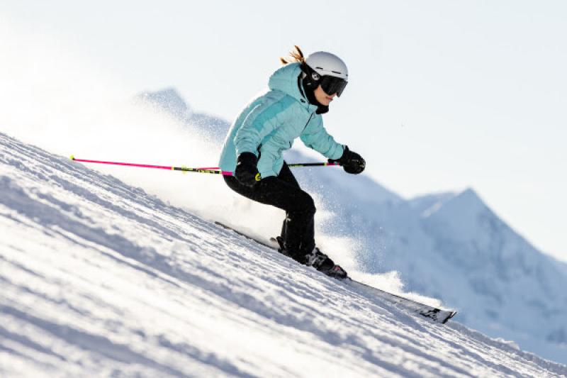 waar-vrouwelijke-pasvorm-en-technische-performance-samenkomen