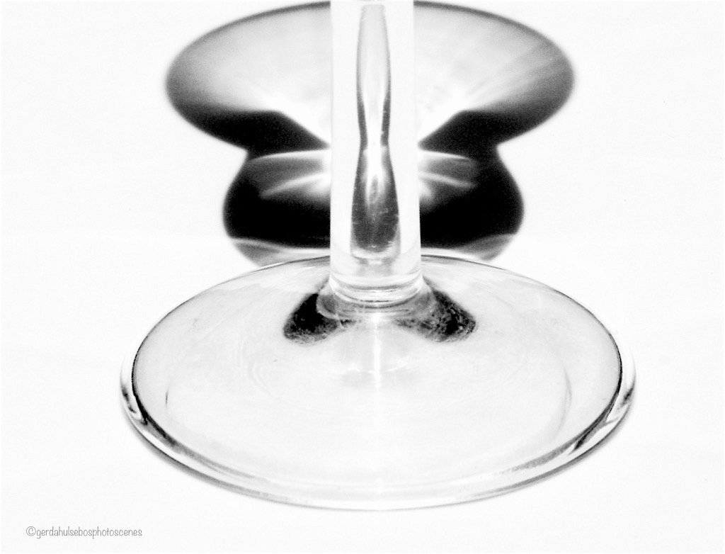 te-diep-in-het-glaasje-kijken