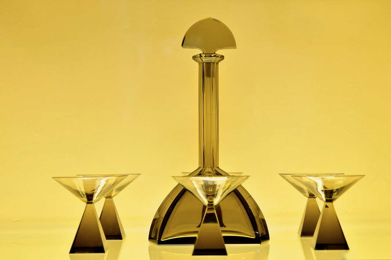 sixdrink-in-brown-glas-museum-leerdam-3