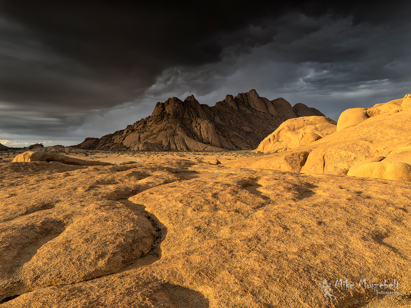 clouds-over-spitzkoppe
