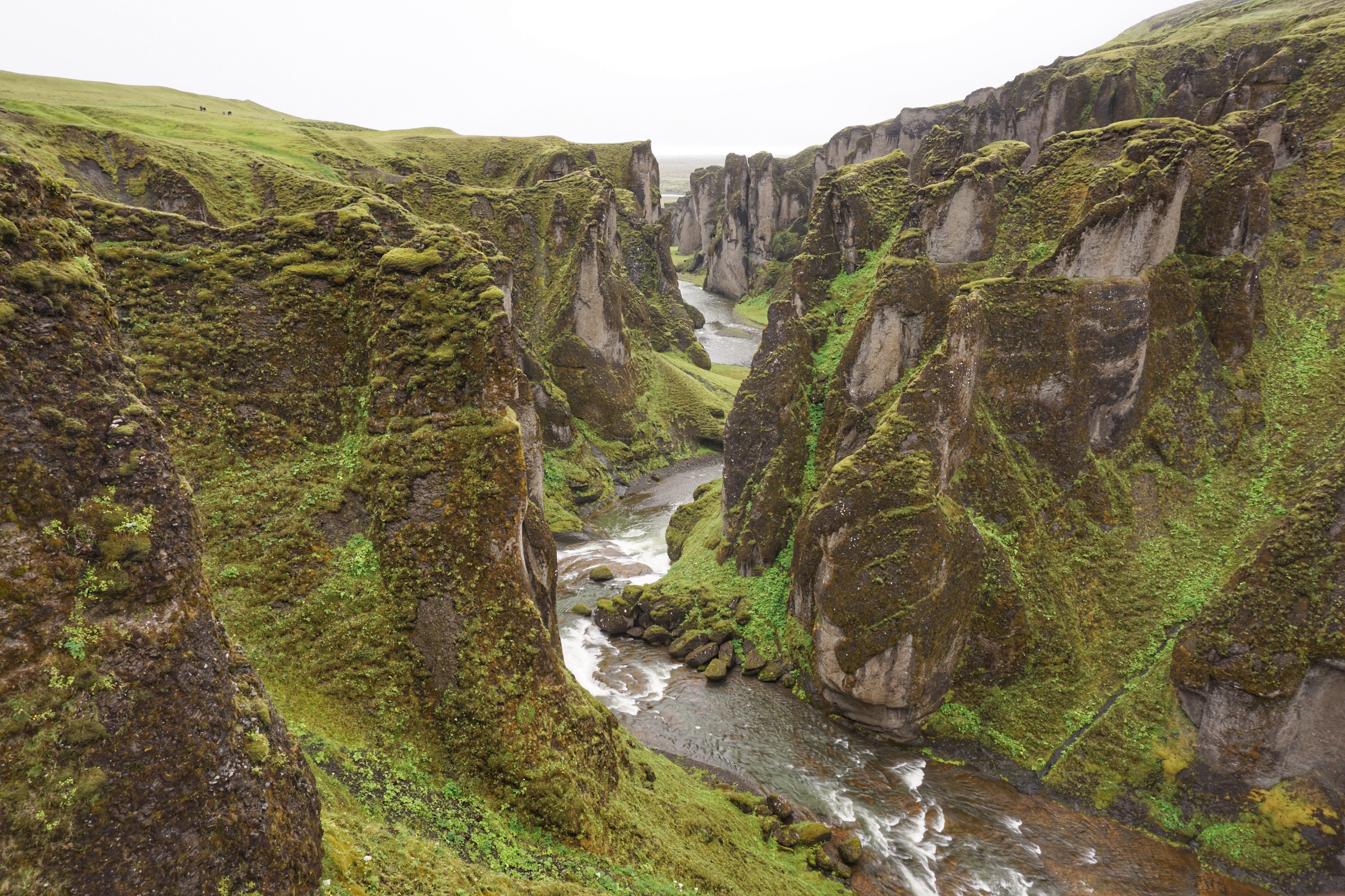 fjadrargljufur-canyon-iceland