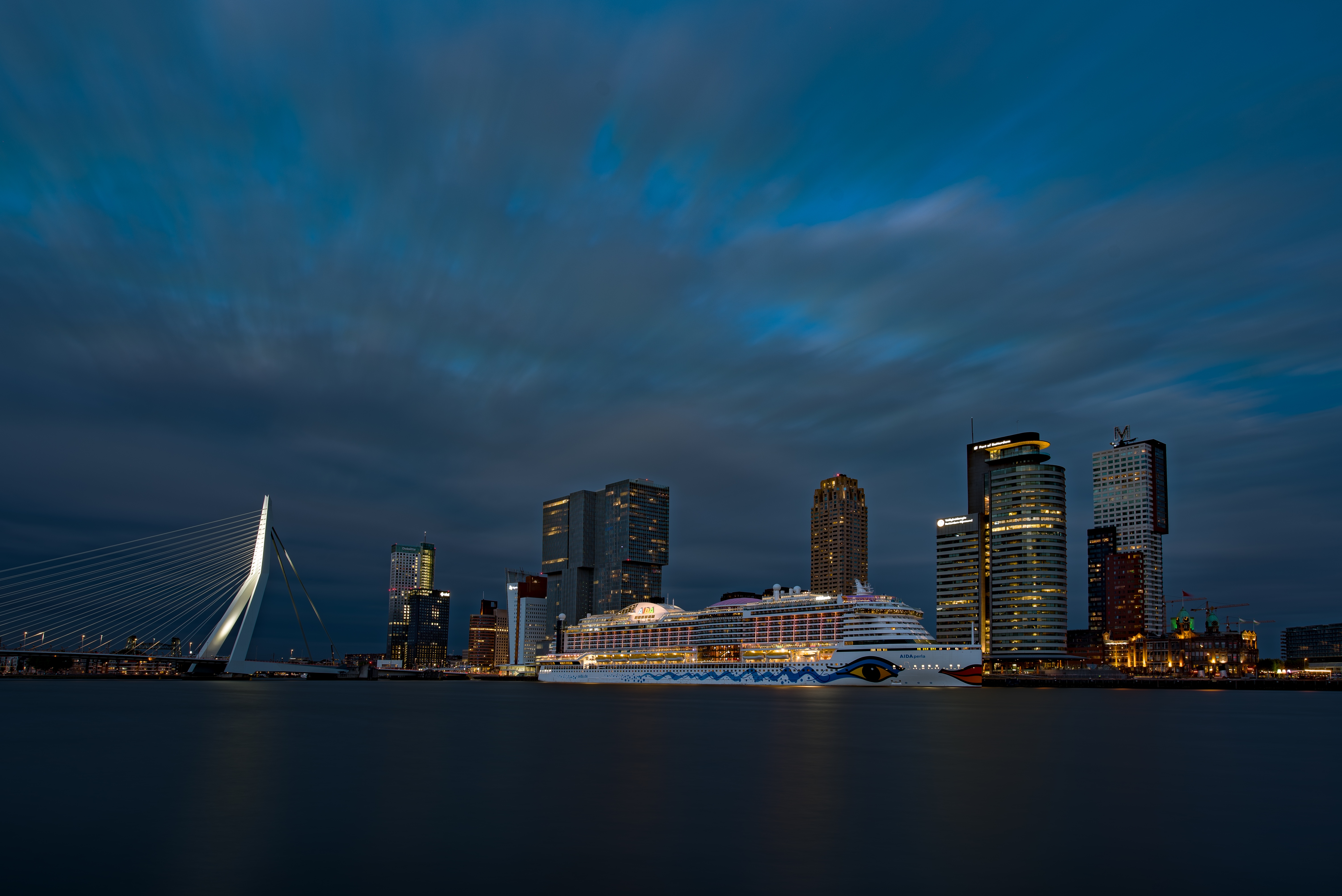 skyline-rotterdam-1