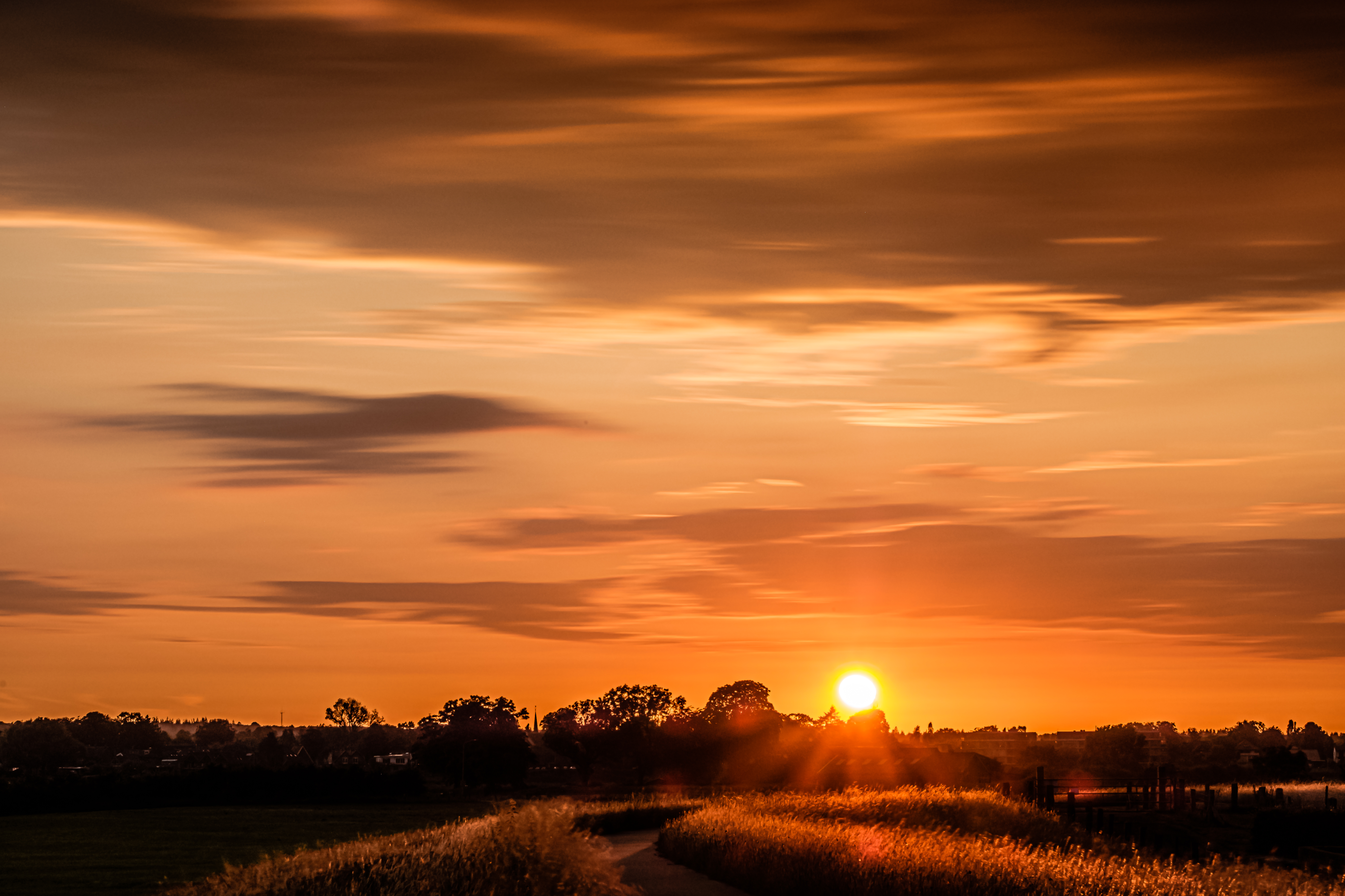 zonsondergang-bij-olburgen-aan-de-ijssel
