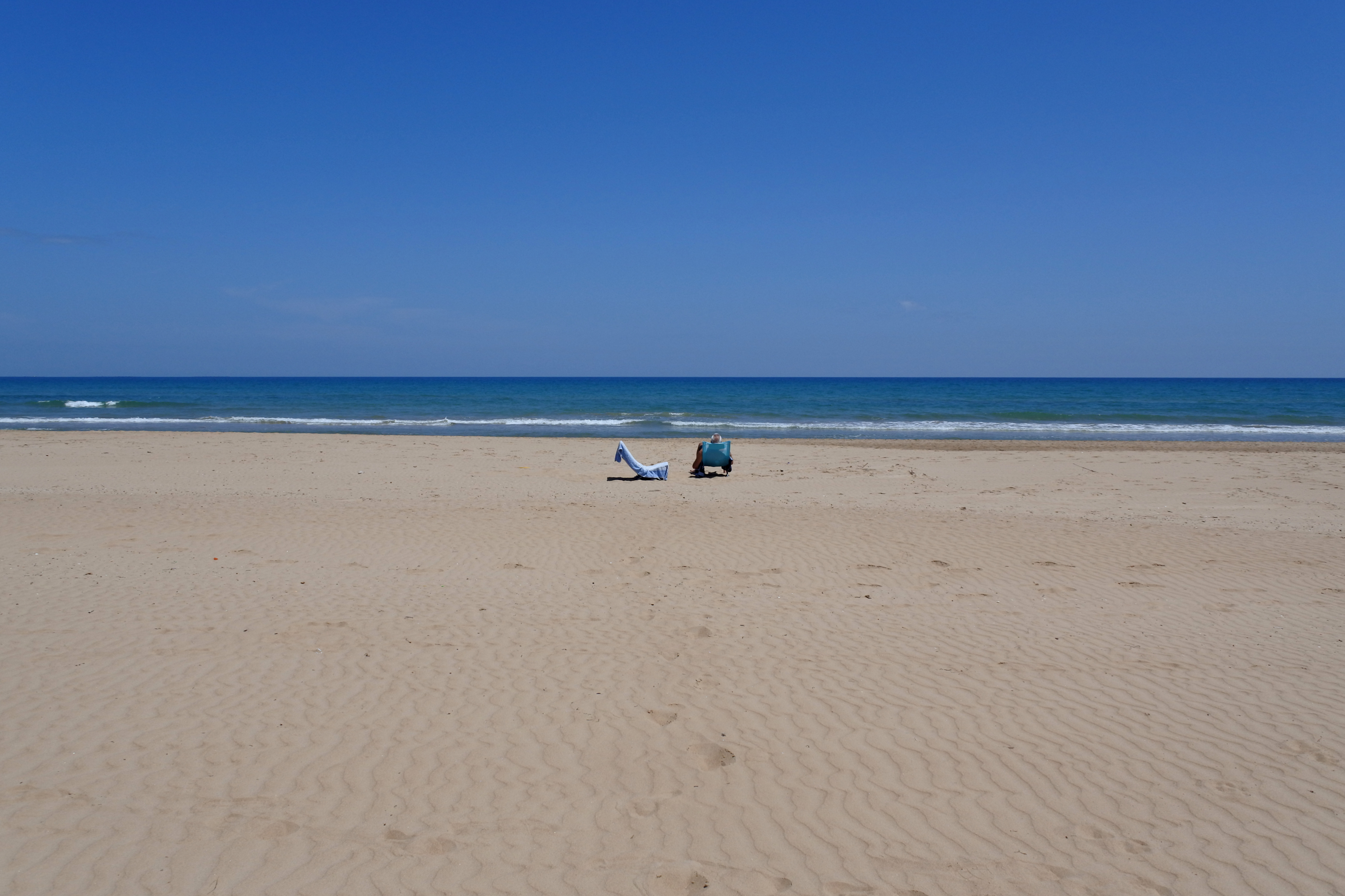 alleen-op-het-strand