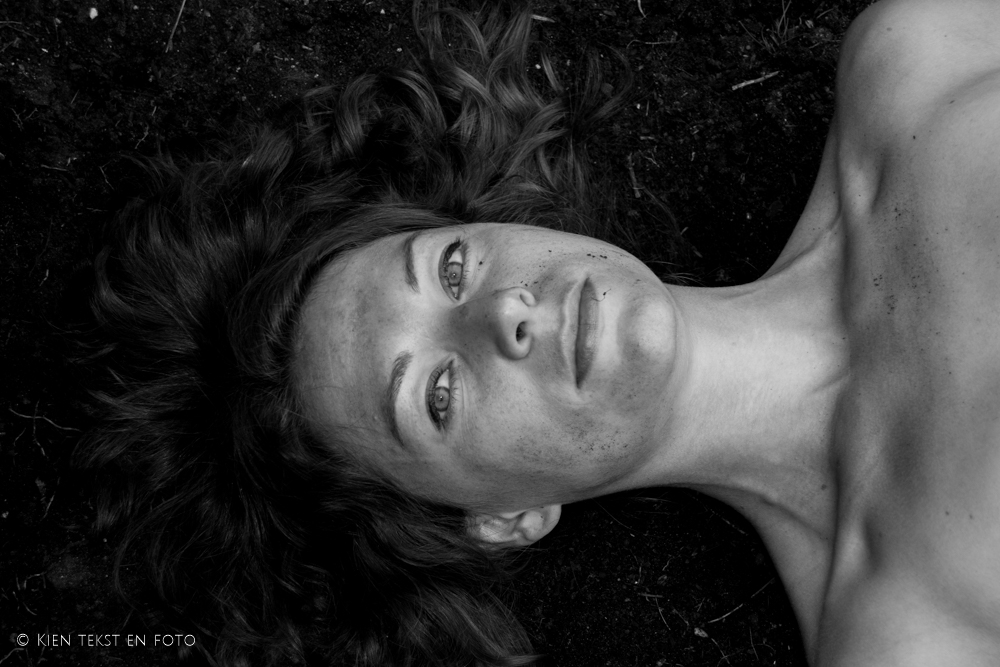 zelfportret-zwart-wit-ill-rise-up