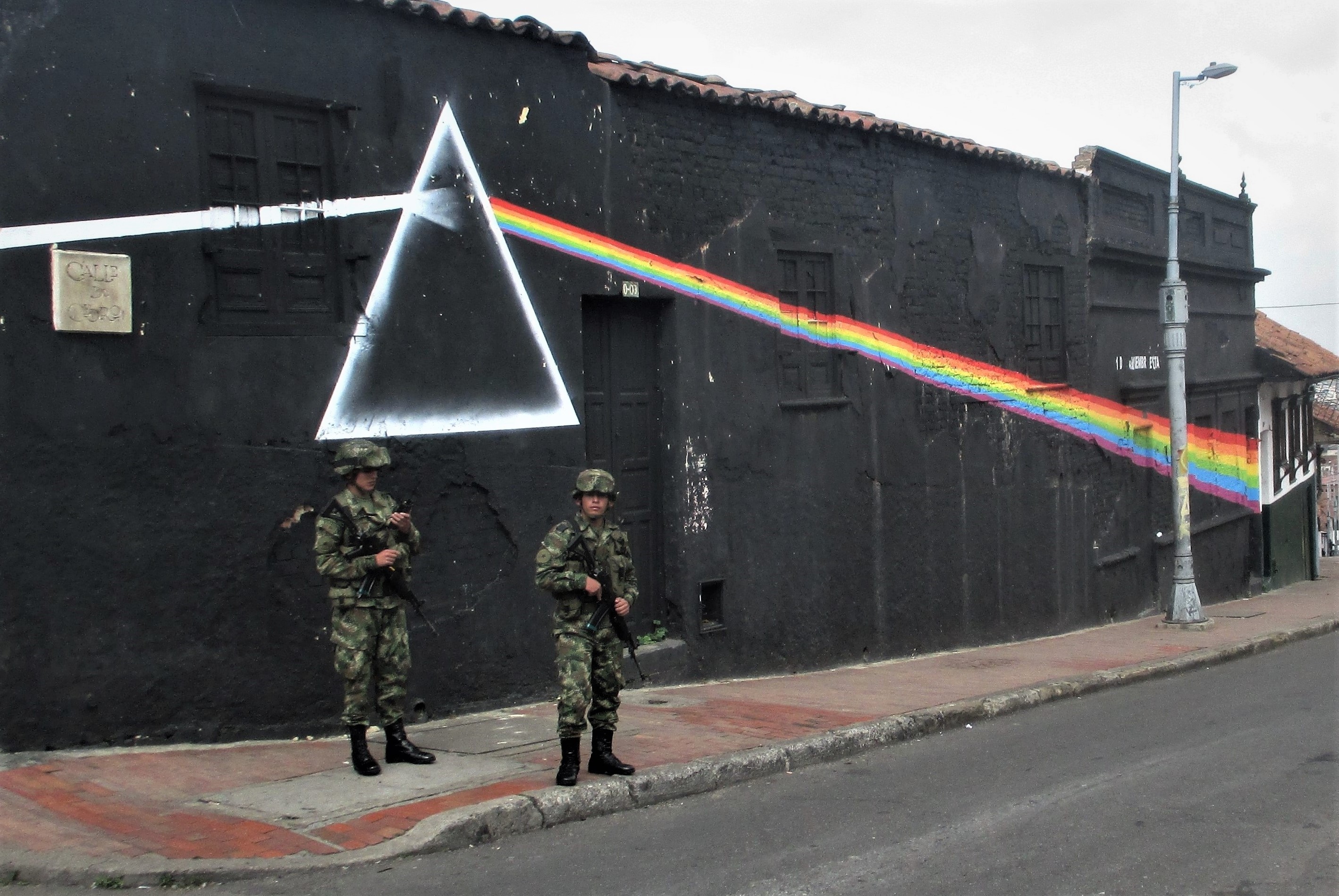 dark-side-of-the-moon