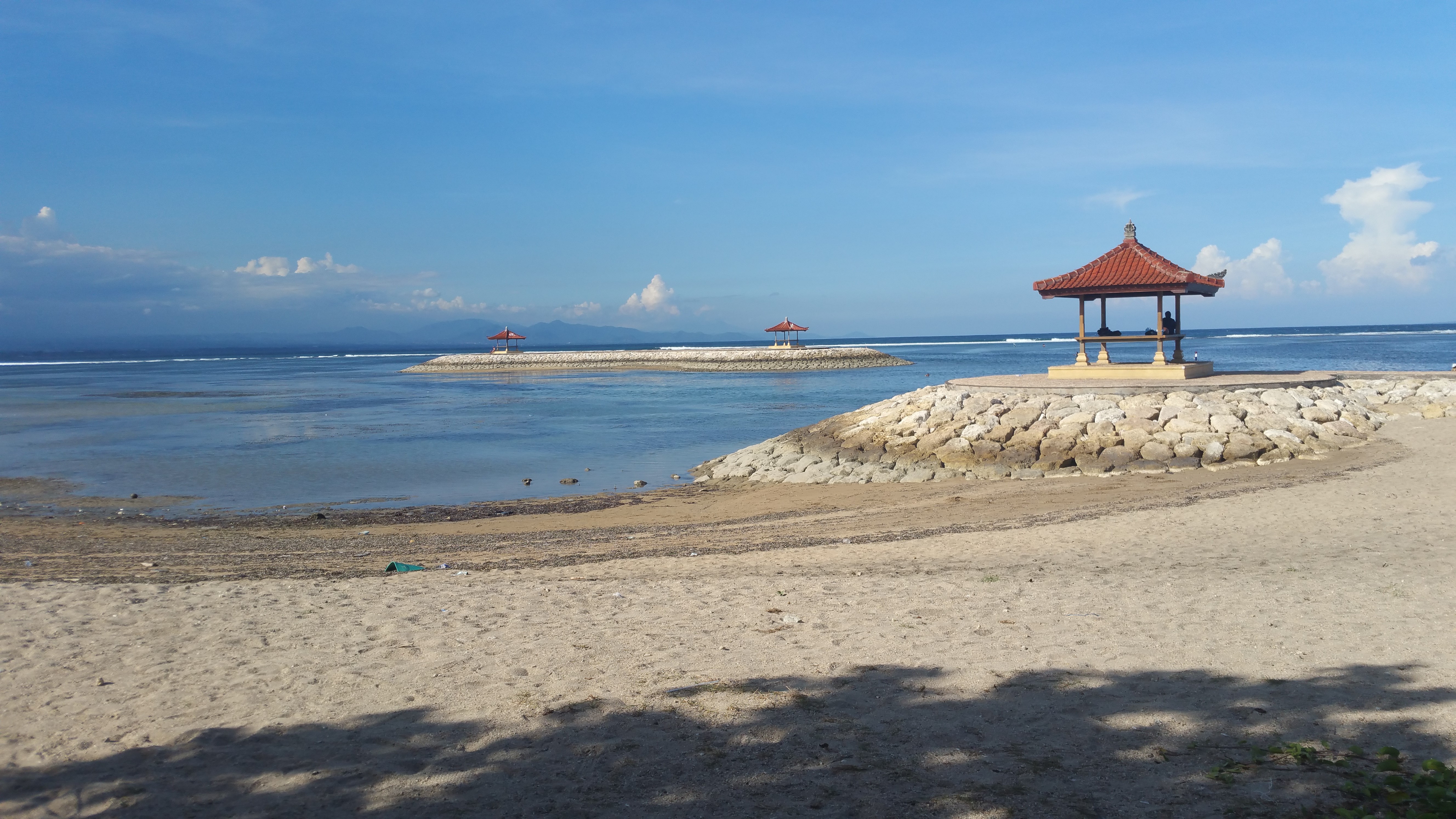 dag-aan-het-strand-van-sanur-bali