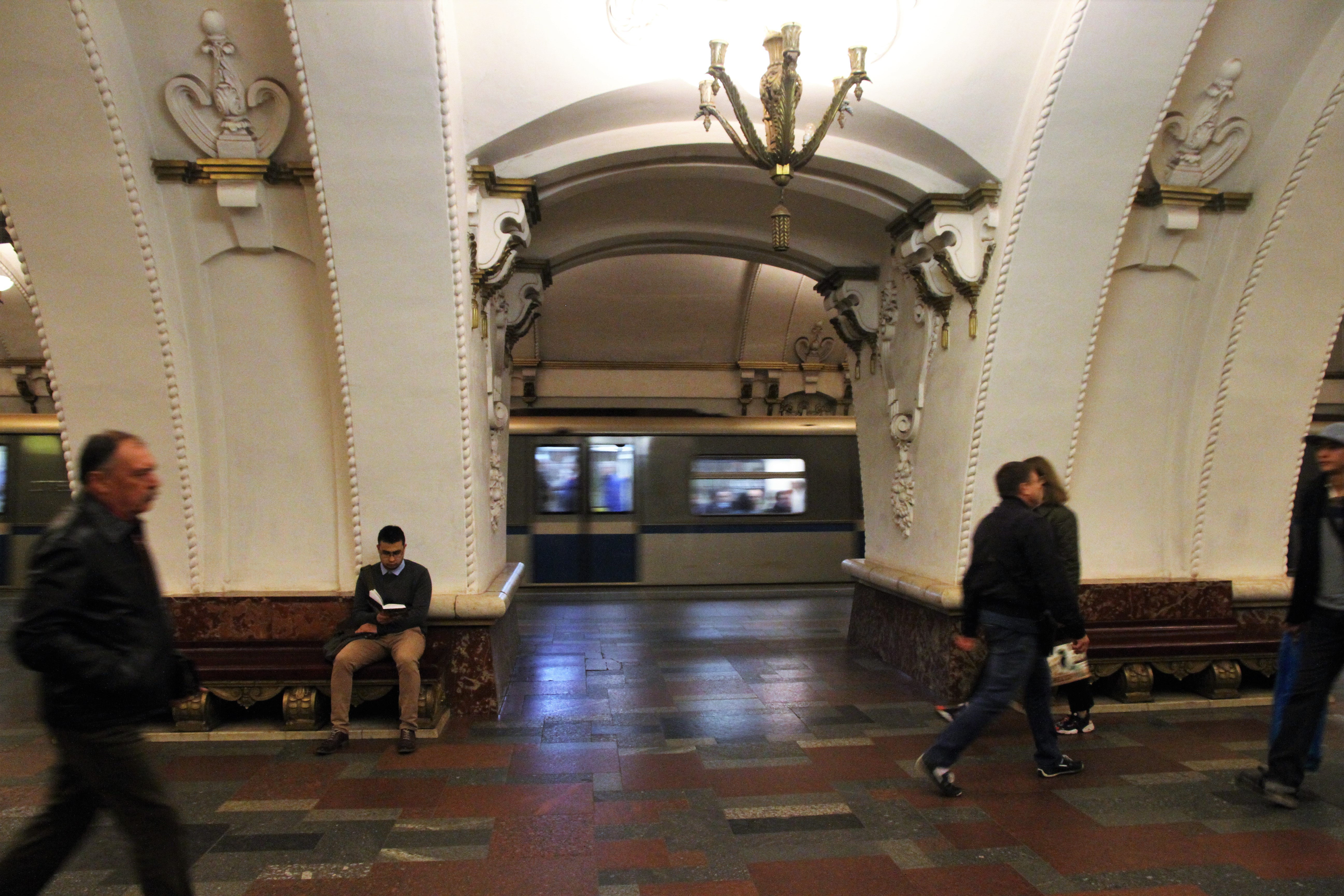 metro-in-moskou