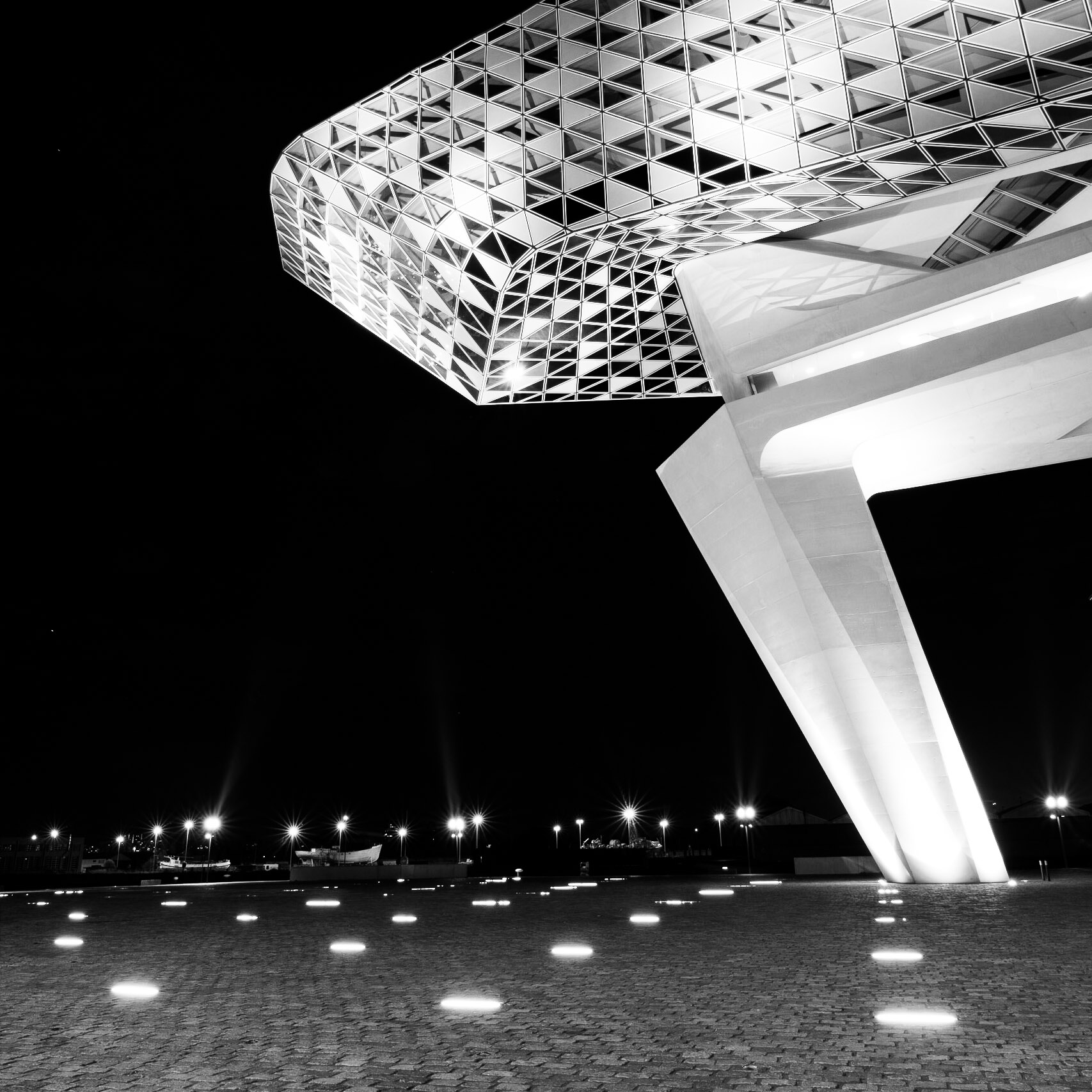 zaha-hadid-port-house-0