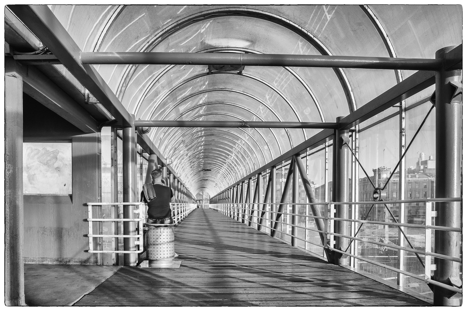 straatfotografie-i-will-be-late-tonight-honey