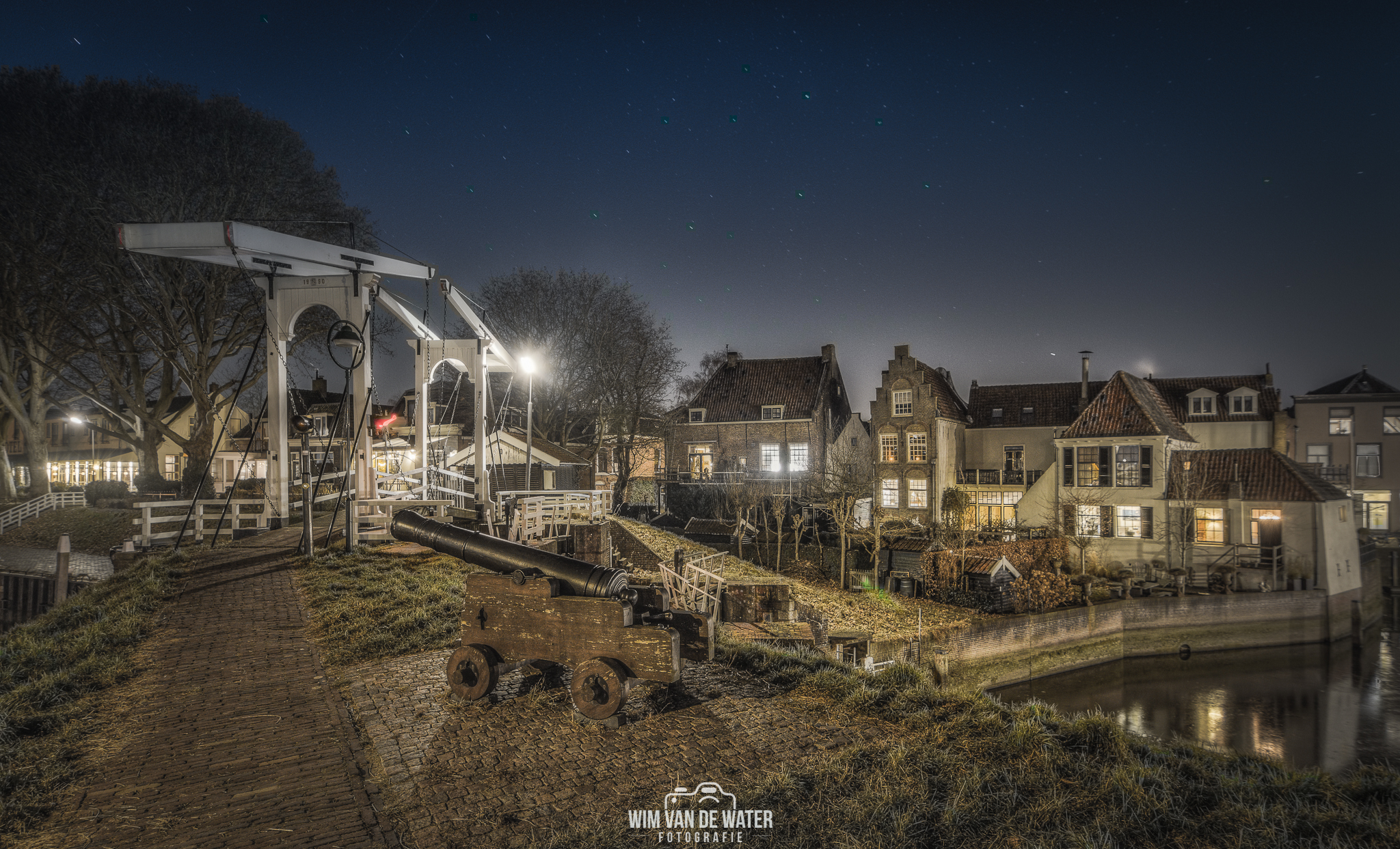 schoonhoven-by-night