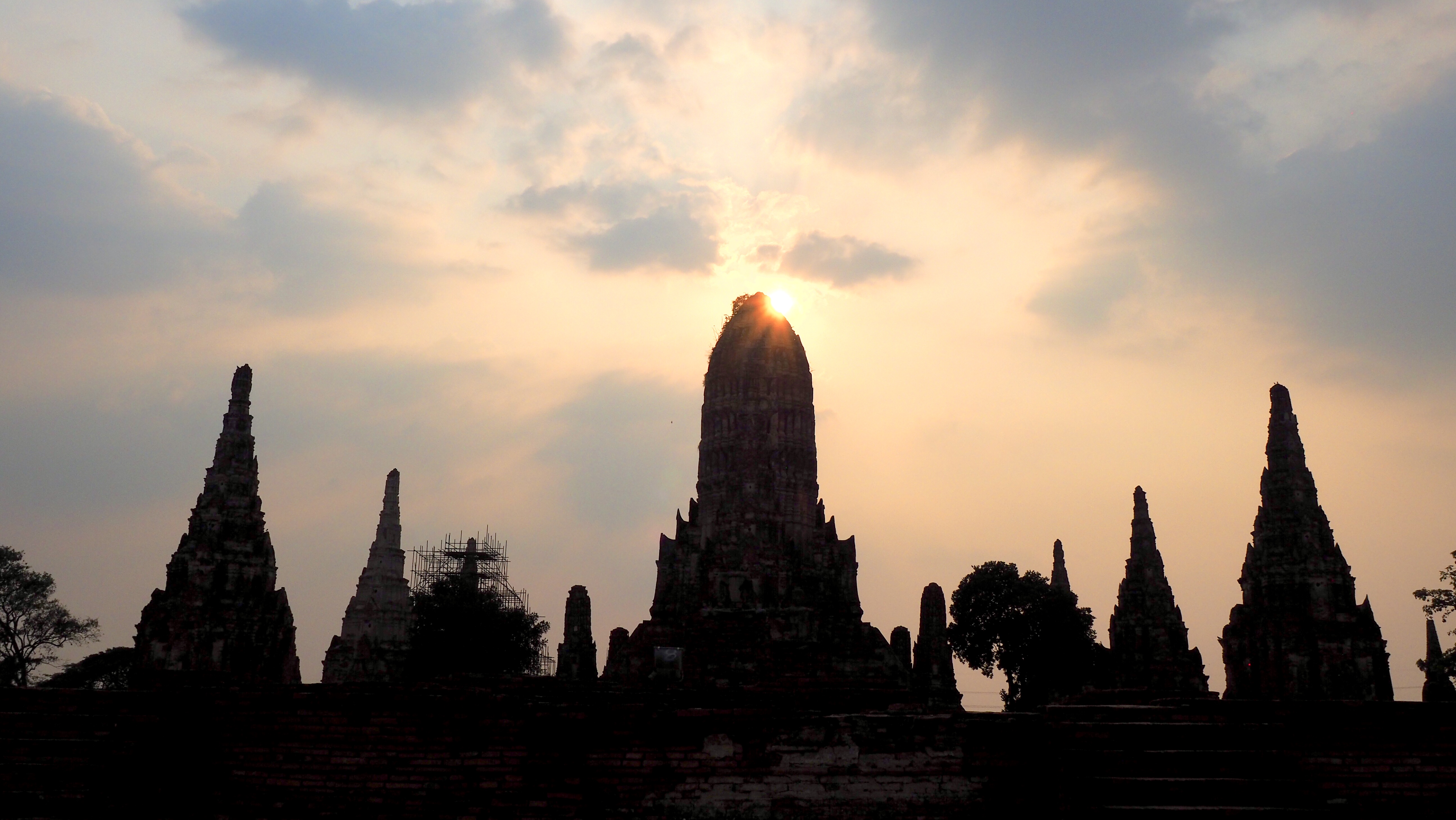 tempel-bij-avondlicht