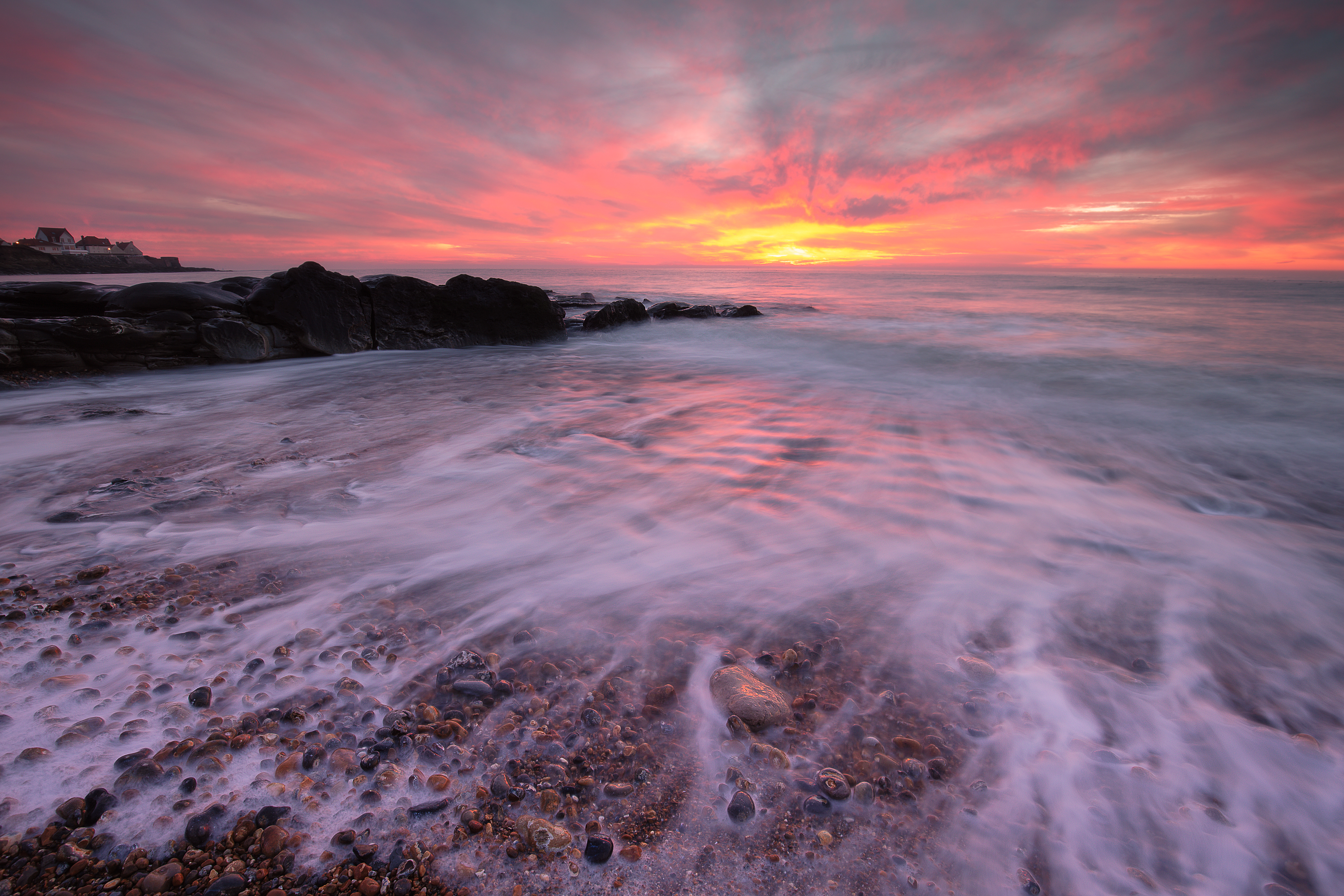 geweldige-zonsondergang-op-het-strand-in-audresselles