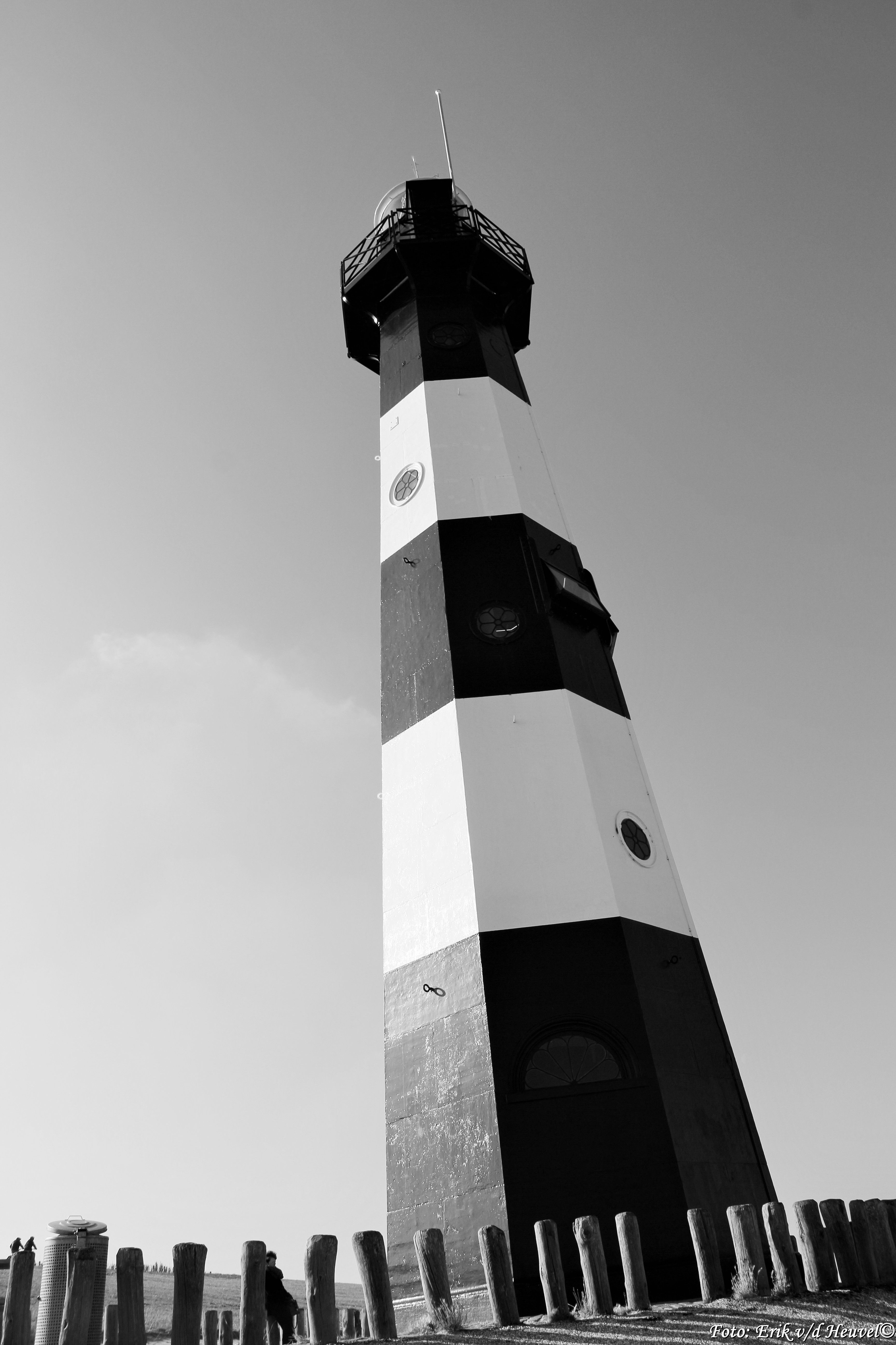 zwart-wit-aan-de-kust