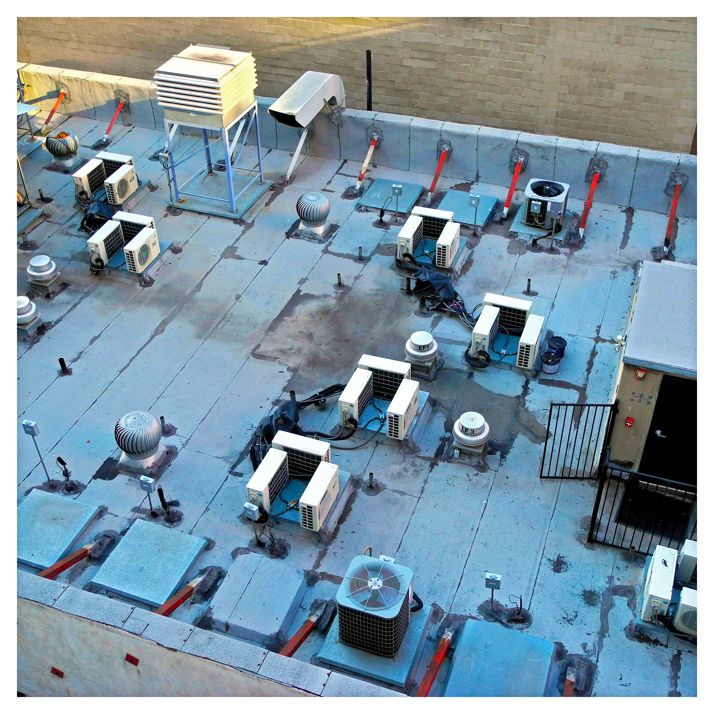 los-angeles-rooftop-view