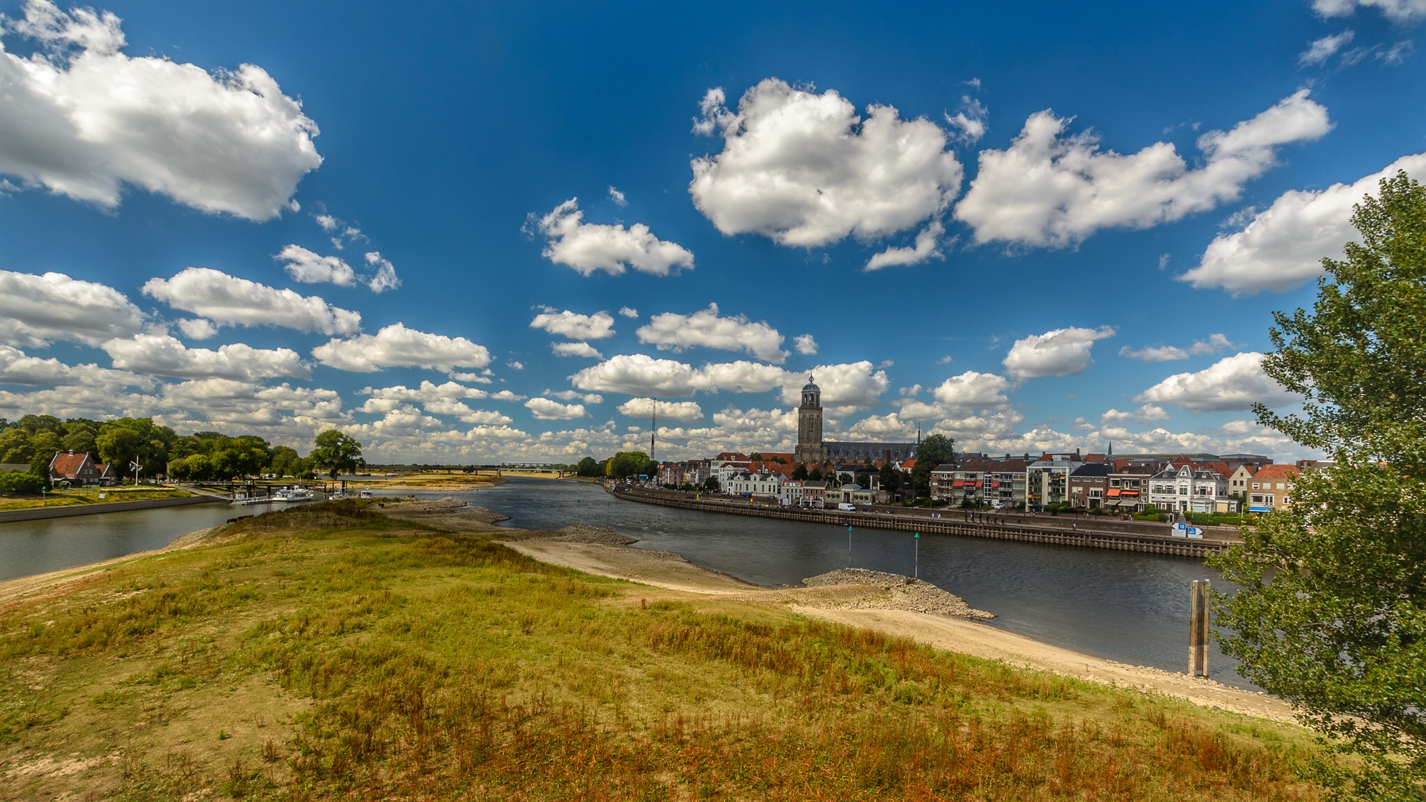 clouds-over-deventer