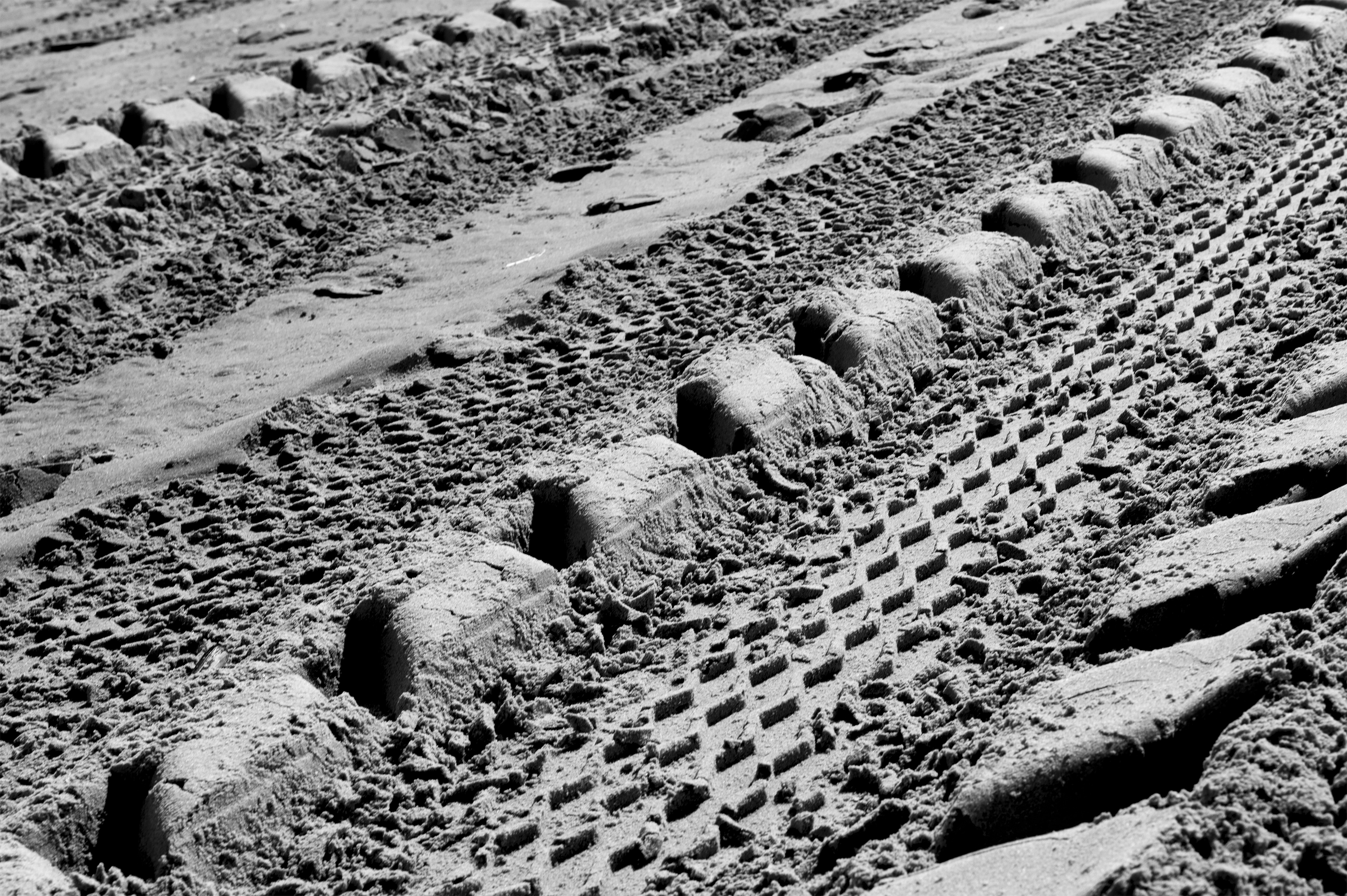 schiermonnikoog-sporen-in-het-zand