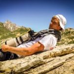 blauwe-reiger-op-paal