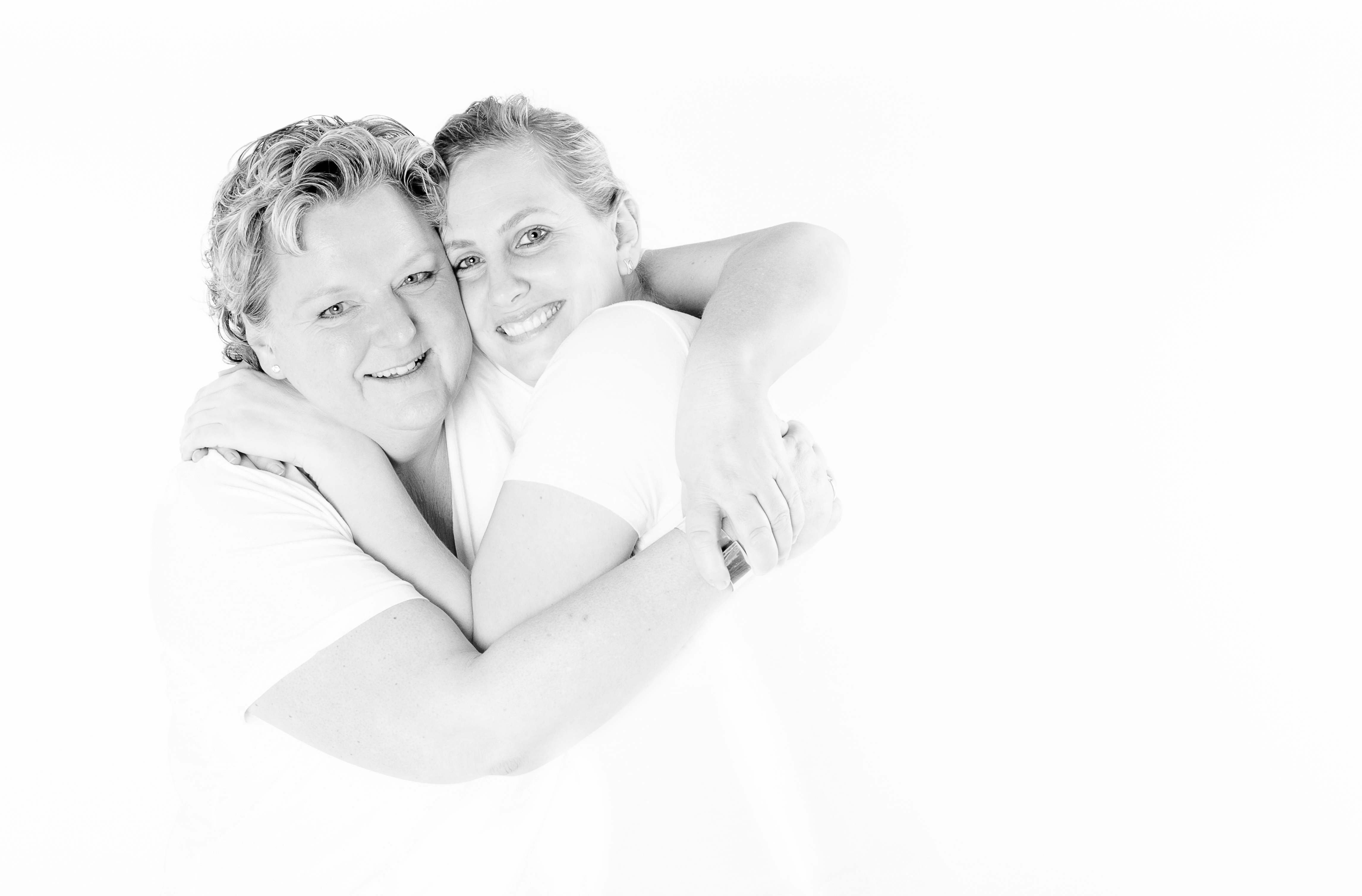 friends-will-keep-you-standing-high-key