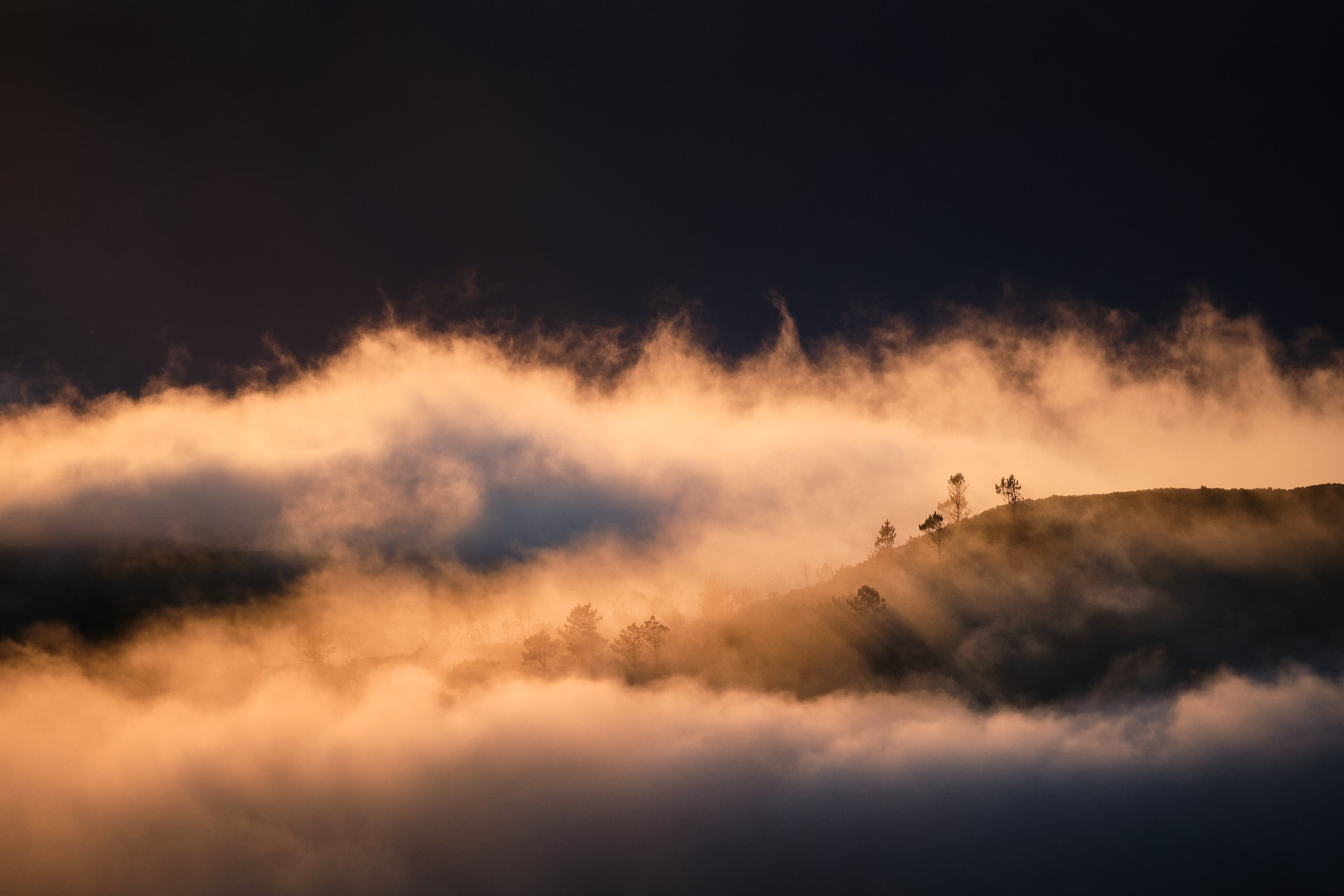 awesome-view-above-the-mountains-madeira