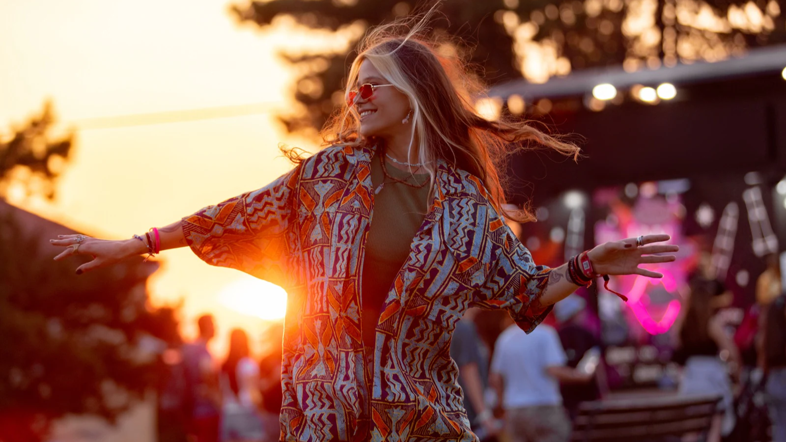 raboresearch-van-de-nederlandse-jongvolwassen-festivalgangers-spaart-42-voor-het-festivalseizoen