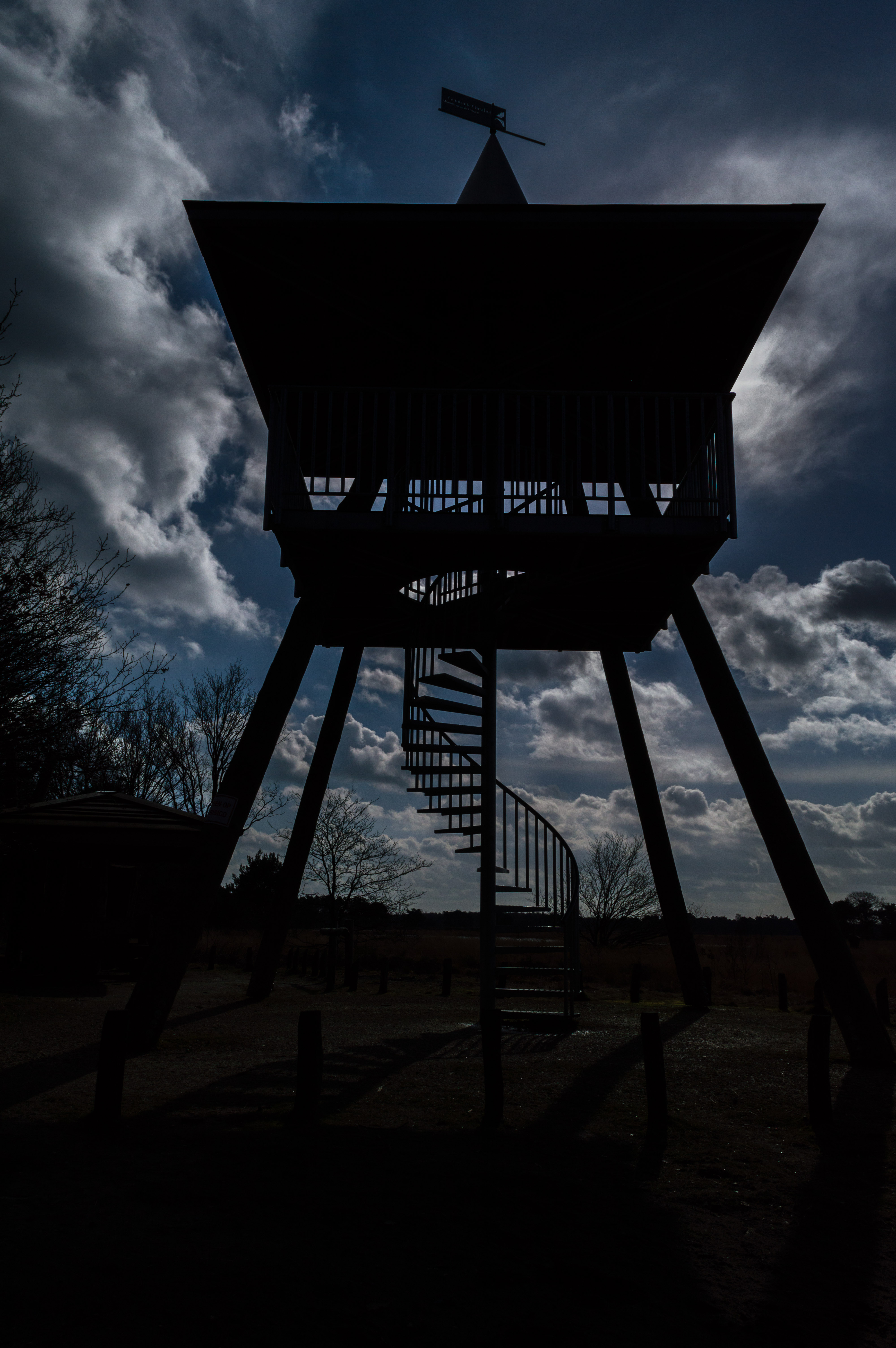 tegenlicht-uitkijktoren