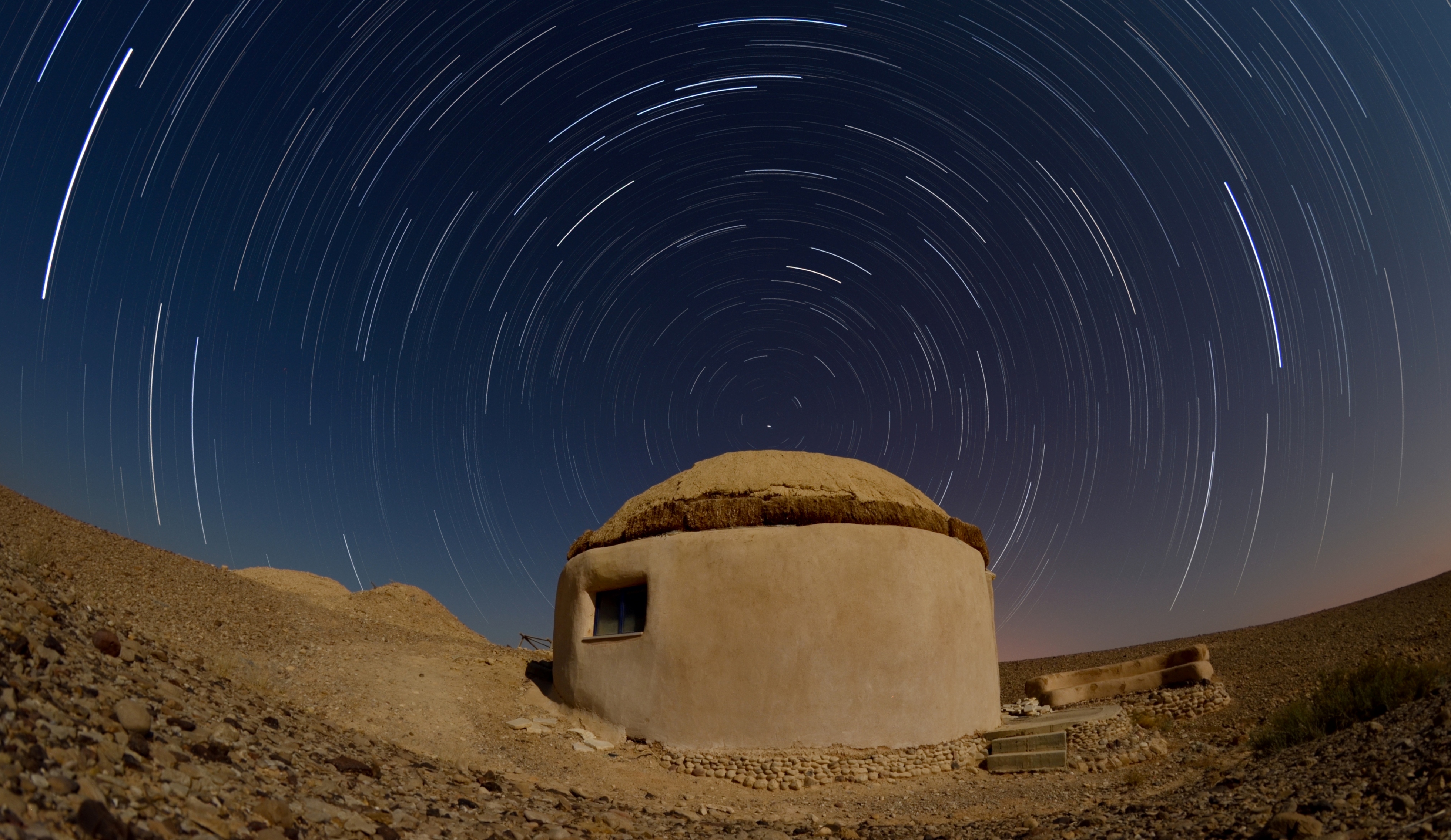 sleeping-under-the-stars