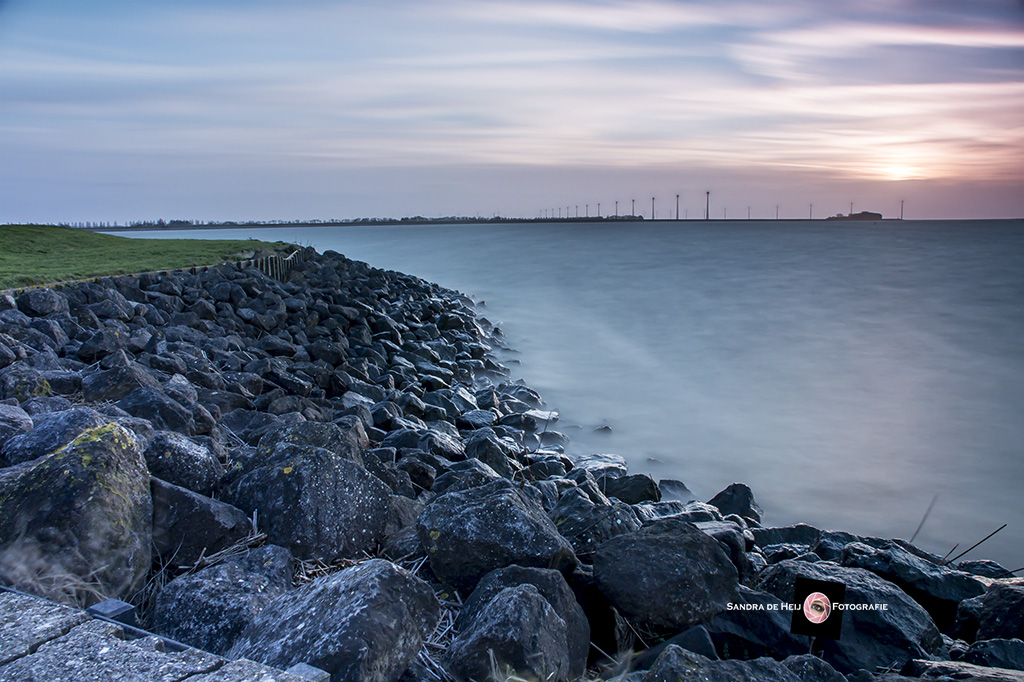 storm-aan-de-ijsselmeerkust-2